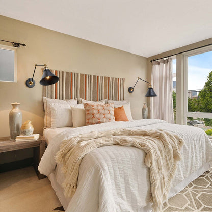 Ensemble de 2 appliques murales modernes à bras articulé réglable Malryn, à brancher ou à câblér