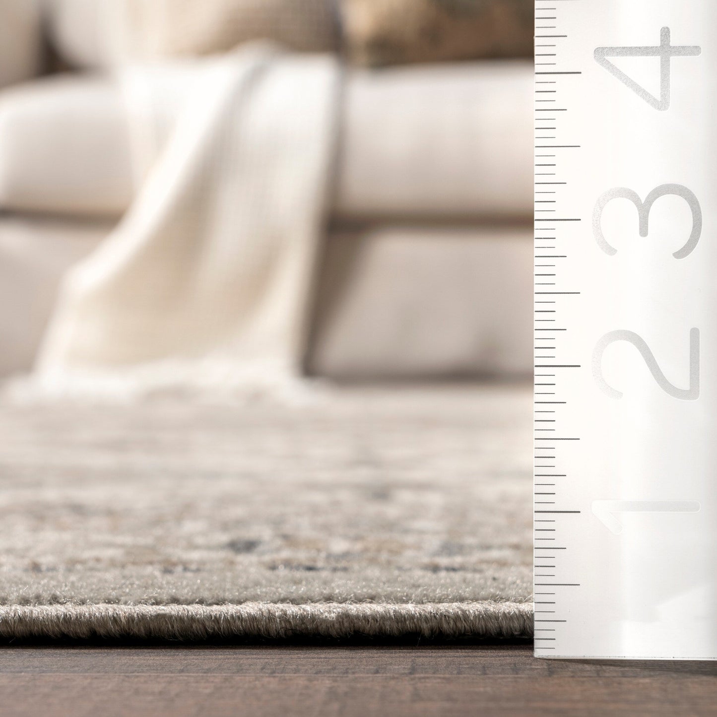 Tapis de sol carrelé traditionnel Nuloom Becca