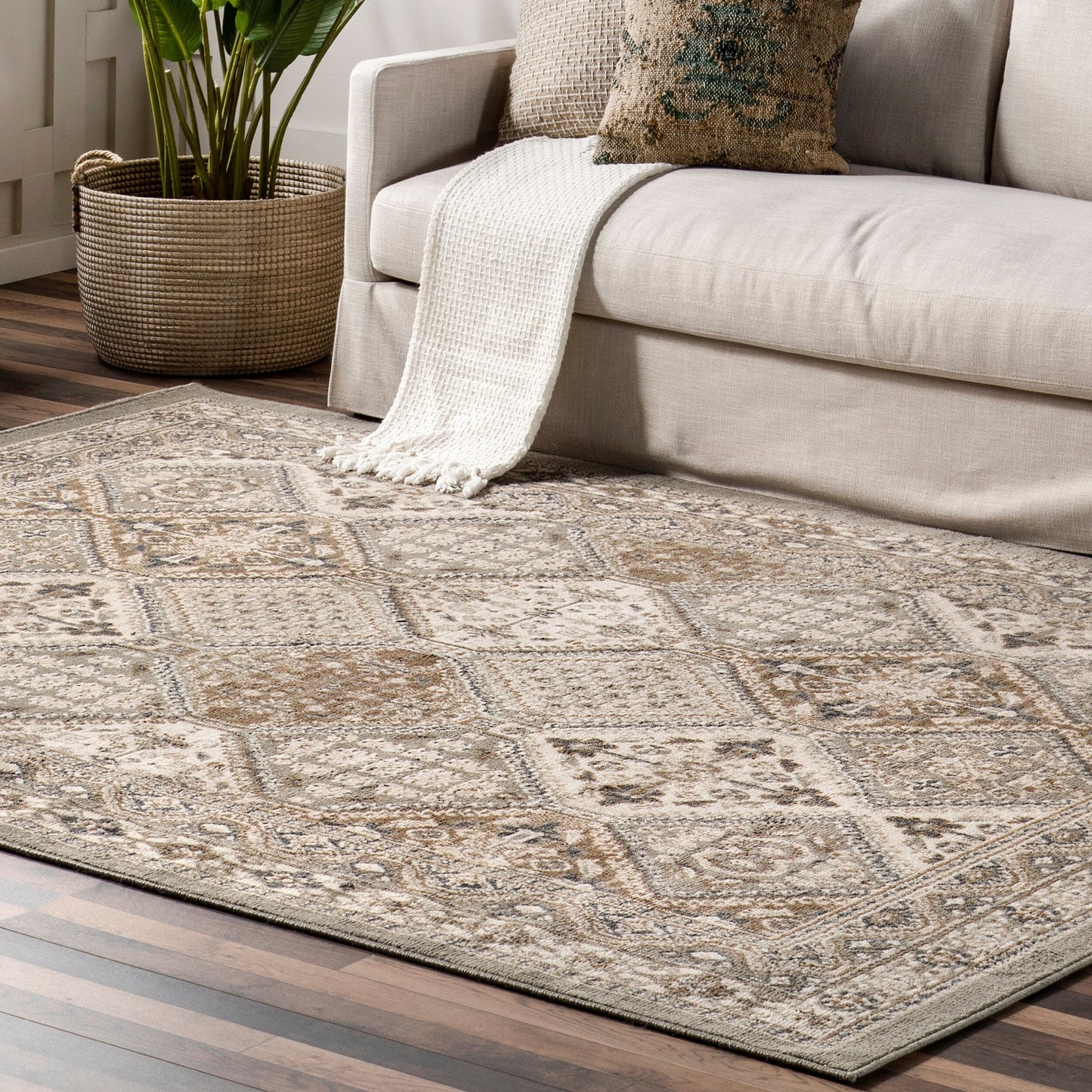 Tapis de sol carrelé traditionnel Nuloom Becca