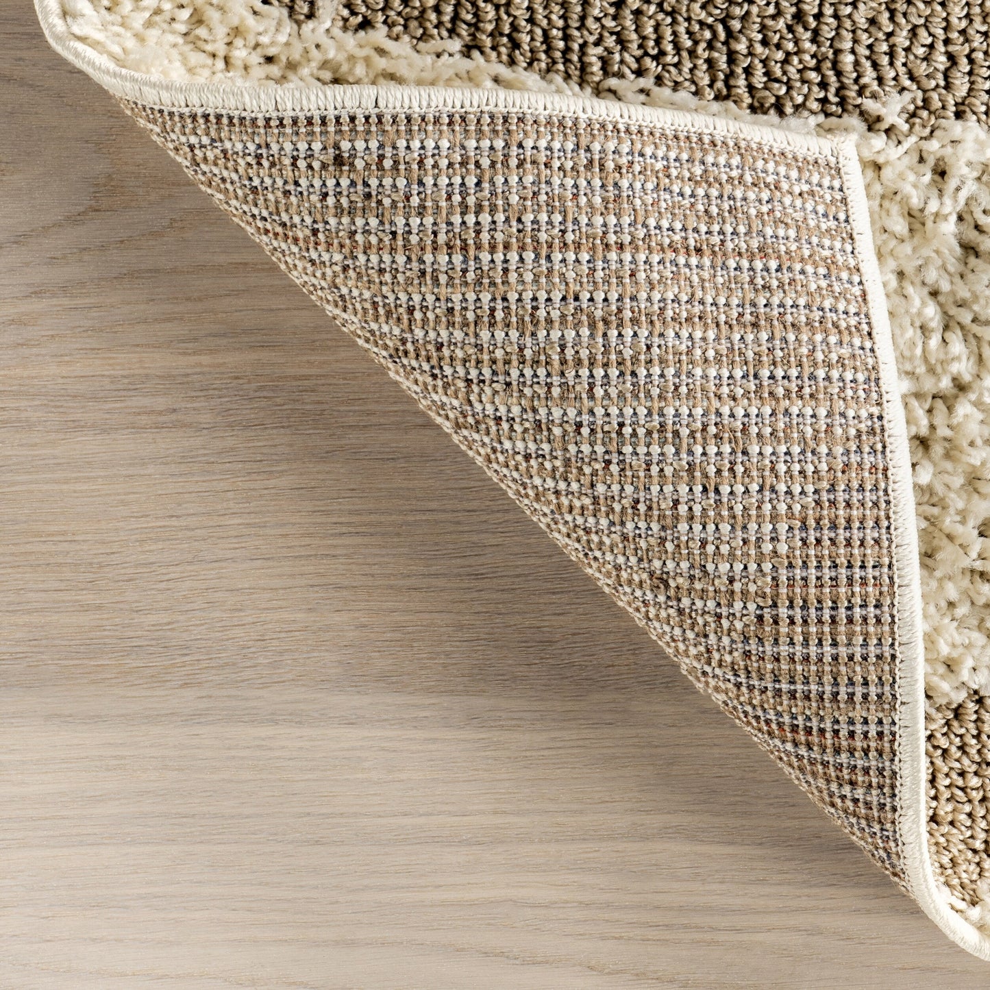 Tapis à poils longs Nuloom Krista contemporain à motifs tourbillonnants