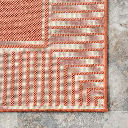 Tapis d'intérieur/extérieur Nuloom Leah Classic à bordures