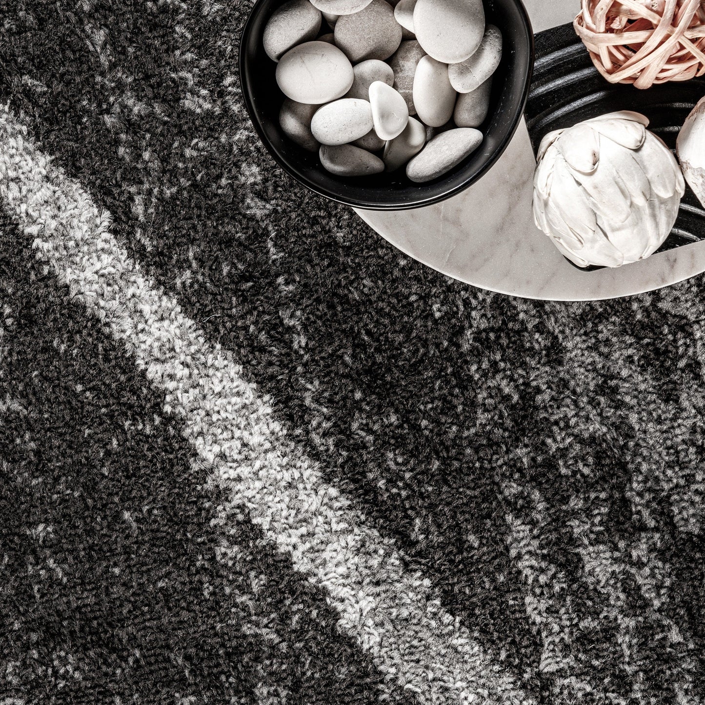 Tapis de sol moderne abstrait Nuloom Skylar