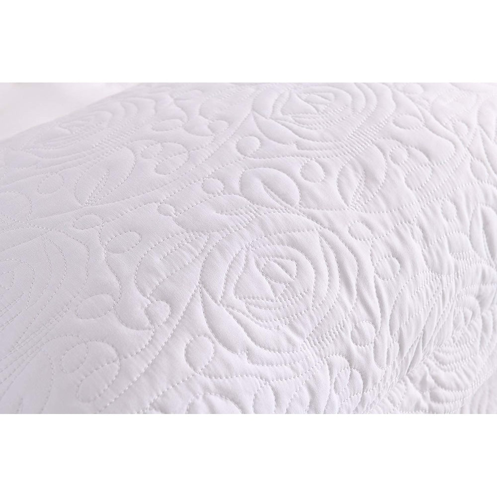 Taie d'oreiller brodée Porch &amp; Den Manor (lot de 2)