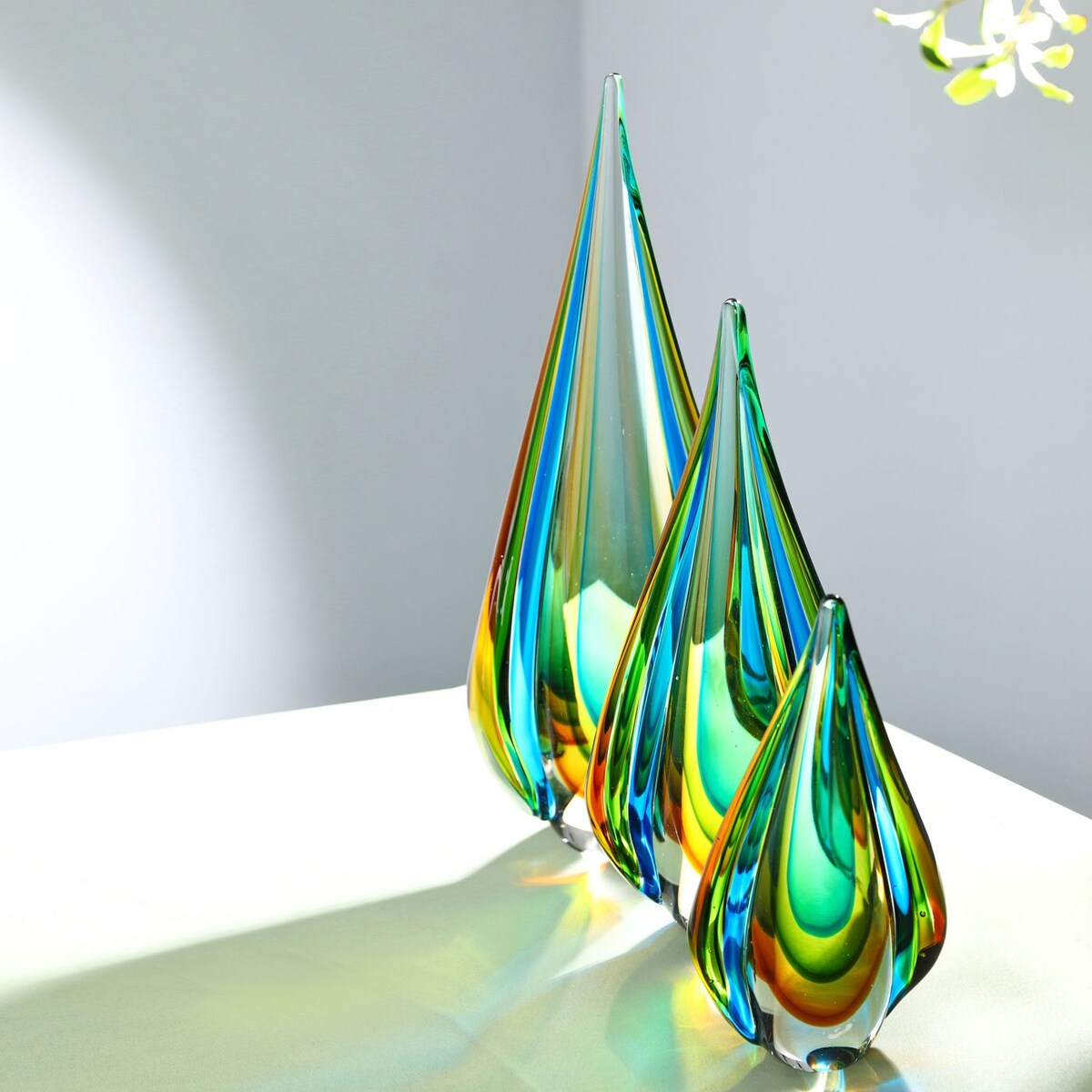 Sculpture en verre soufflé à la main Luxury Lane, en forme de larme à flamme verte, Sommerso, 25 à 45 cm de hauteur