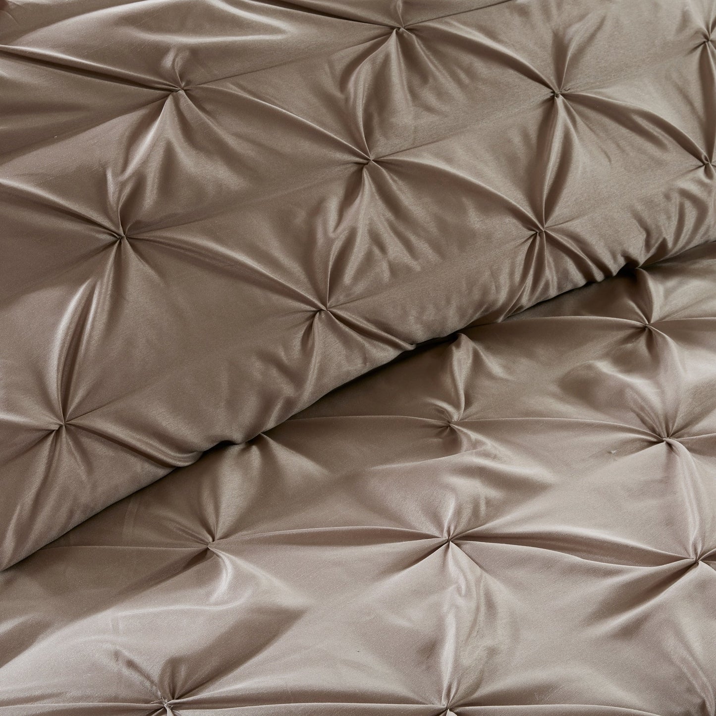 Ensemble de literie Madison Park Essentials Loretta 24 pièces avec rideaux et draps