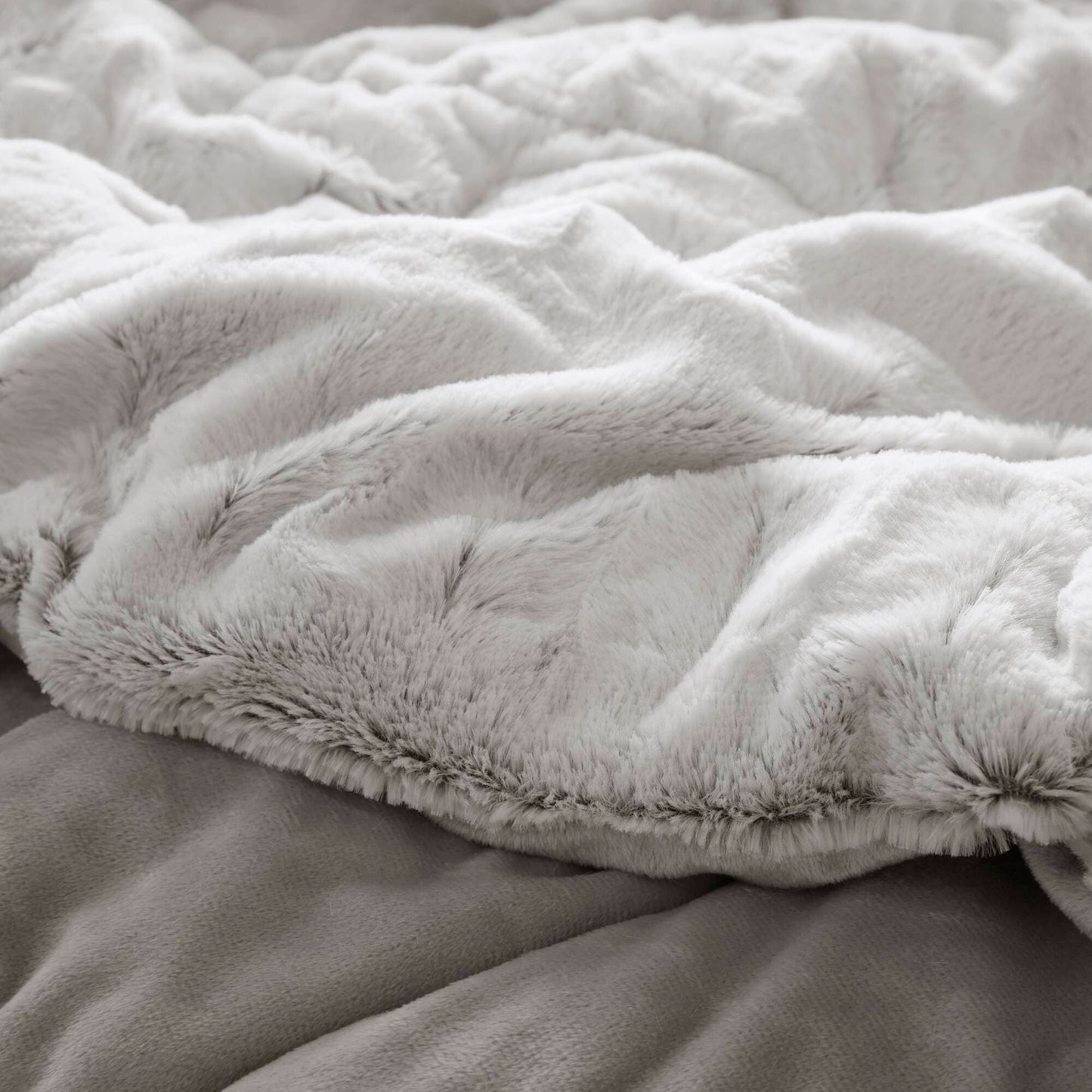 Ensemble de couette en fourrure longue imprimée Madison Park Margot