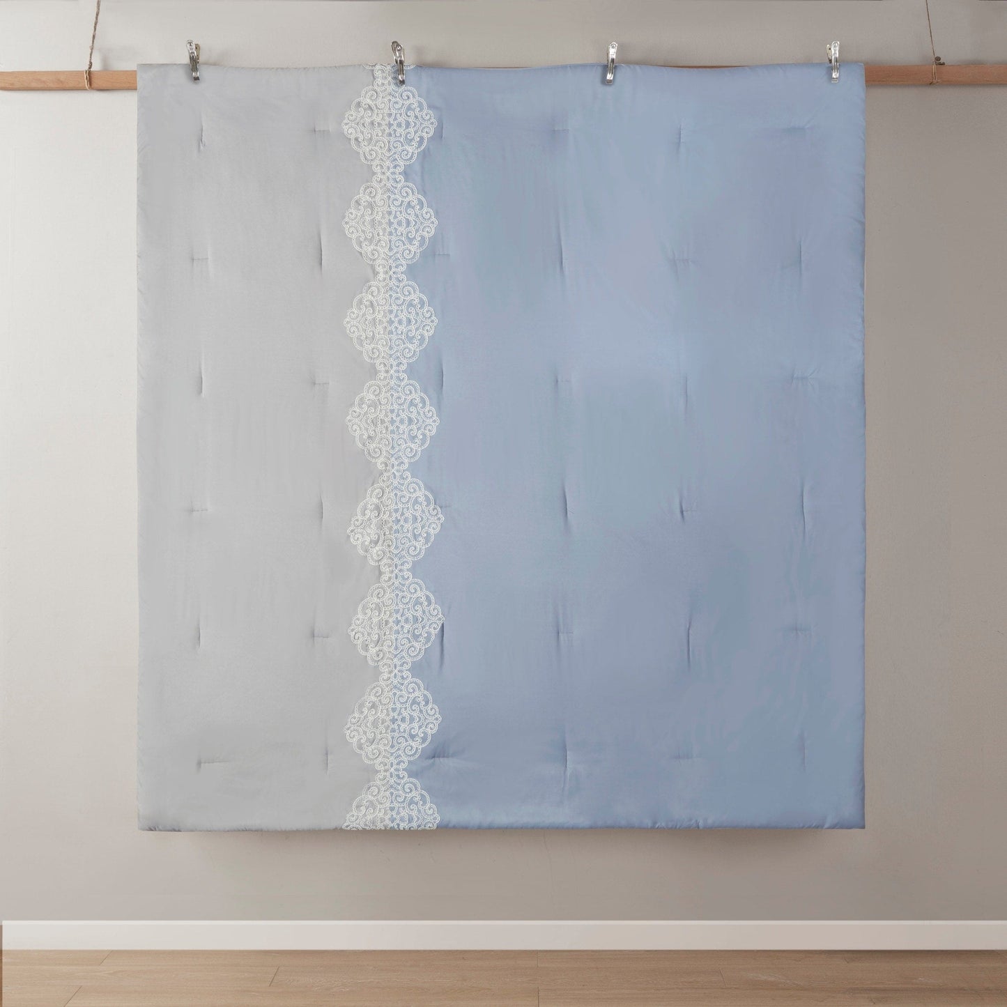 Ensemble de couette en microfibre brodée 8 pièces Madison Park Vera