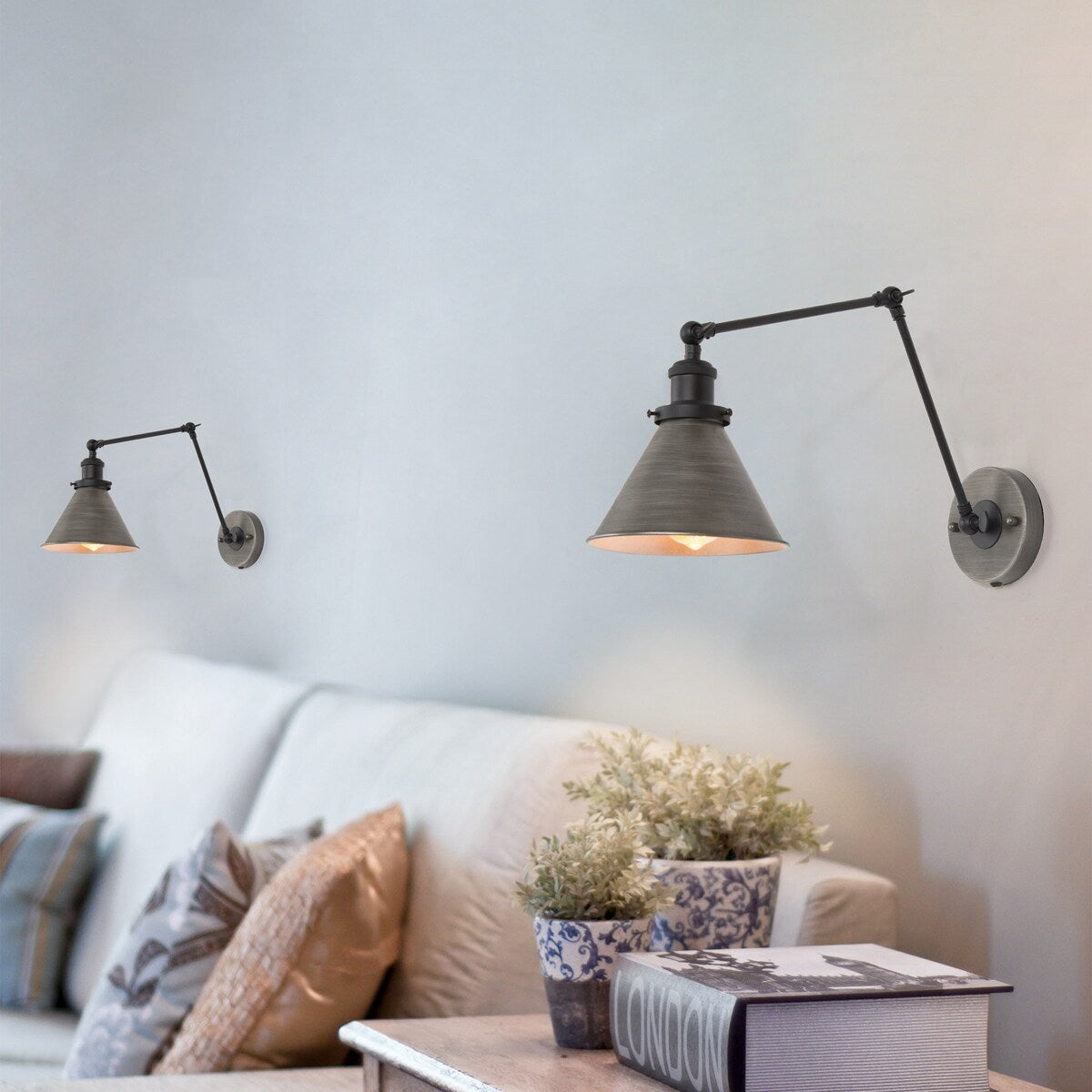 Ensemble de 2 appliques murales modernes à bras articulé réglable Malryn, à brancher ou à câblér