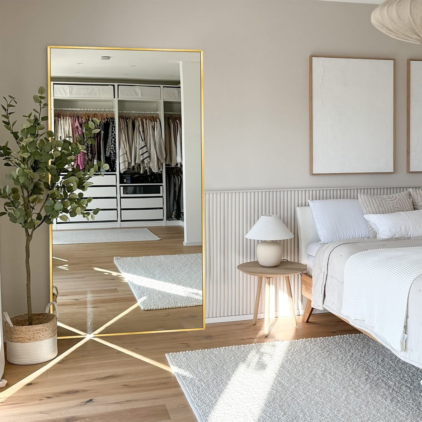 Miroir sur pied moderne pleine longueur