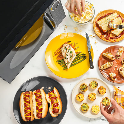 Four à micro-ondes de comptoir Nostalgia Retro de 0,9 pied cube