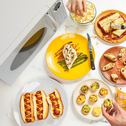 Four à micro-ondes de comptoir Nostalgia Retro de 0,9 pied cube