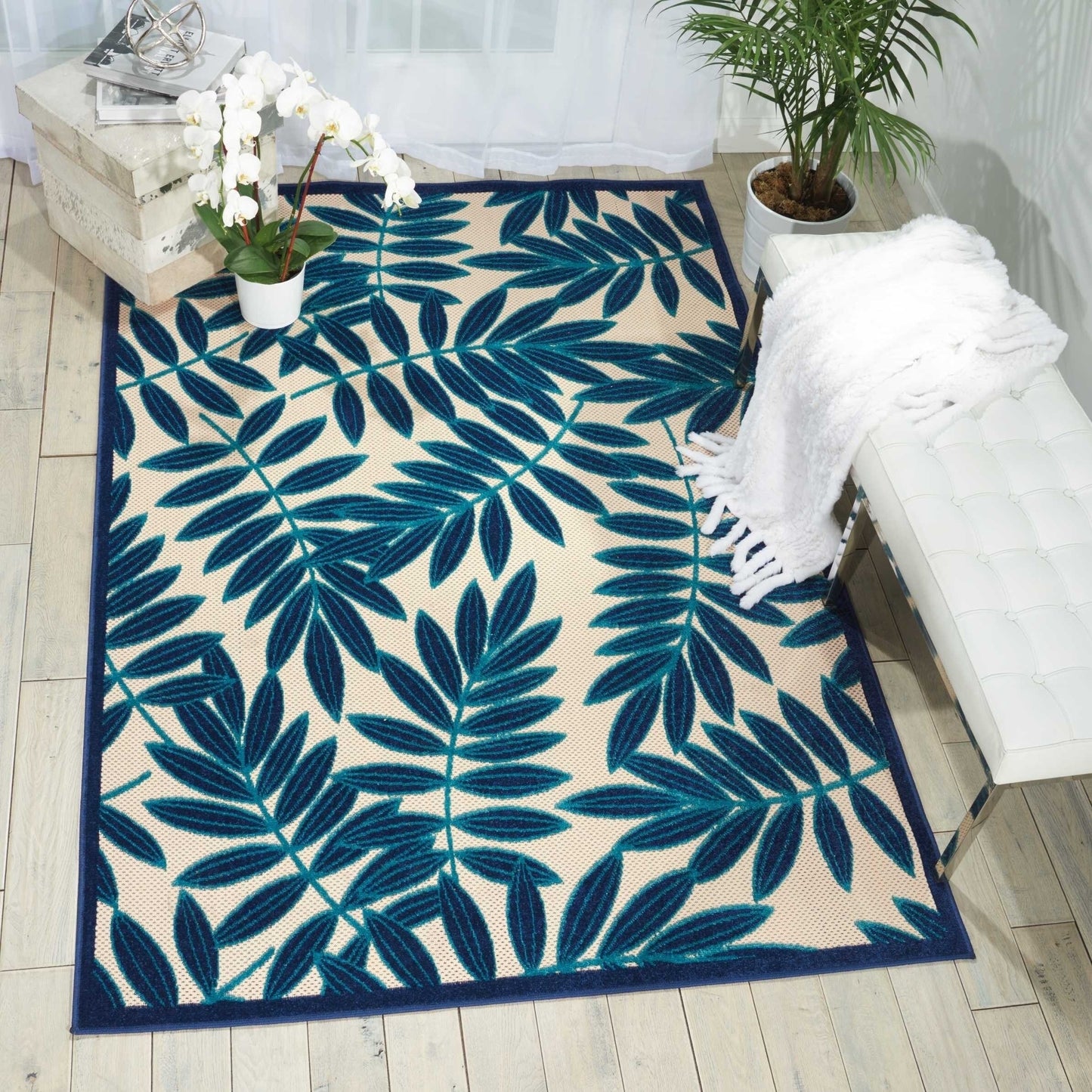 Tapis d'intérieur/extérieur Nourison Aloha à motif de feuilles vibrantes