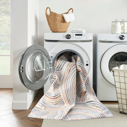 Tapis Nourison Astra lavable en machine, motif intégral