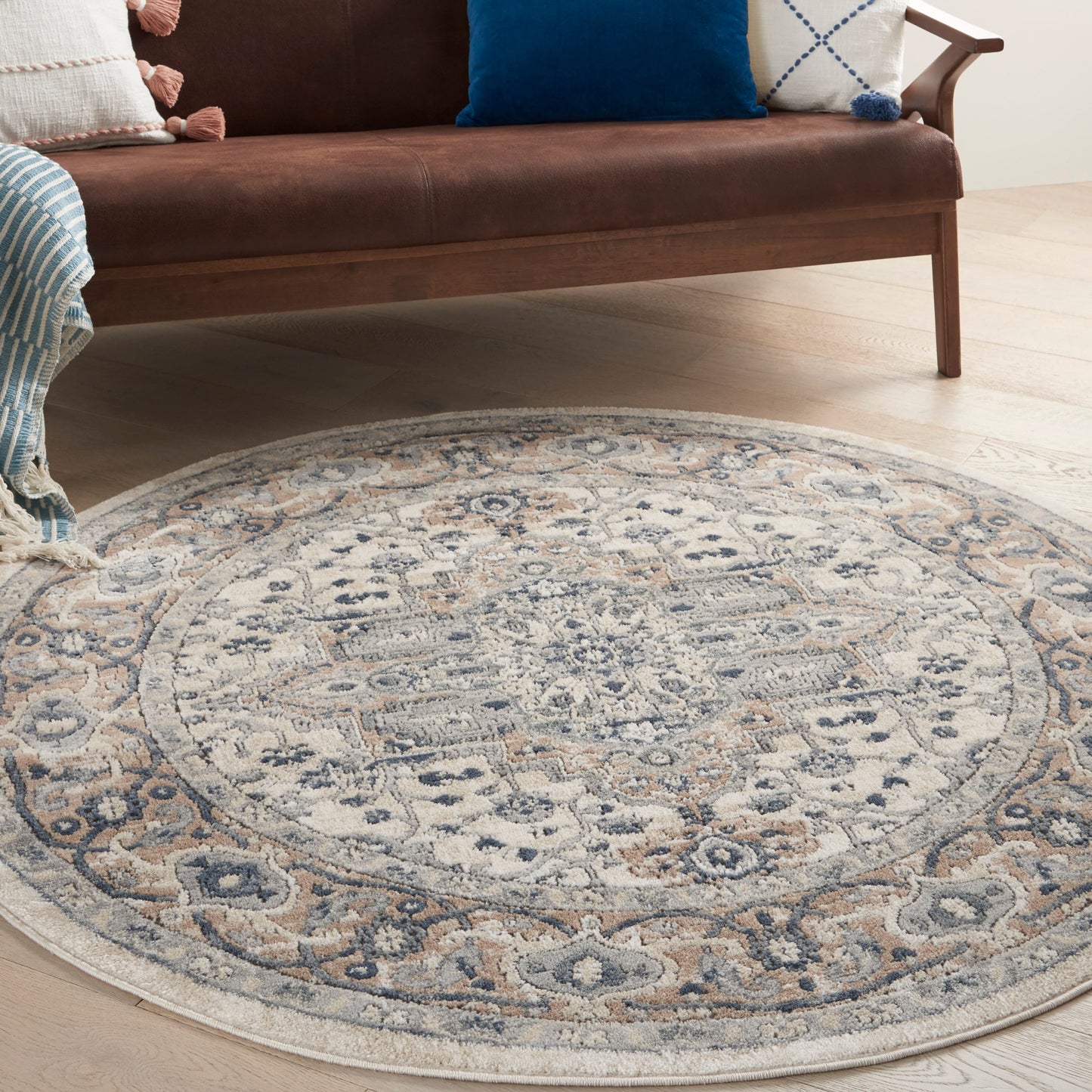 Tapis Nourison Concerto Classic Persian Medallion.