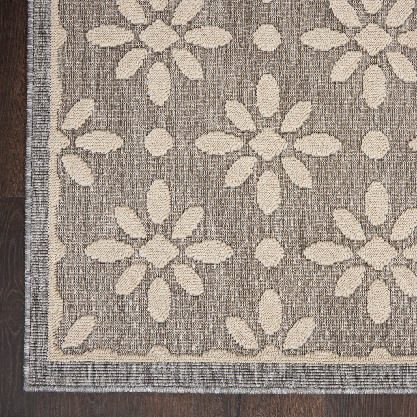 Tapis d'intérieur/extérieur Nourison Palamos à motif floral moderne et géométrique à hauteur variable