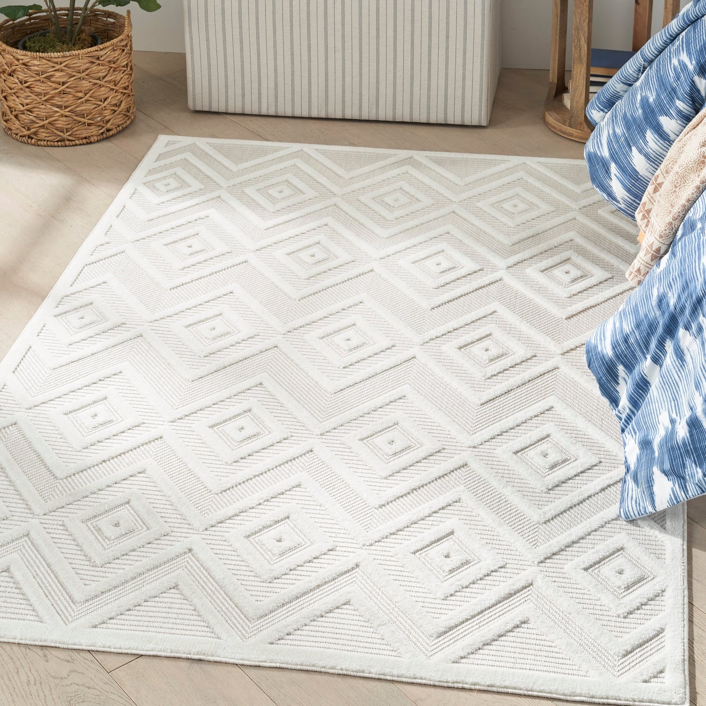 Tapis Nourison polyvalent pour intérieur/extérieur à tissage plat géométrique
