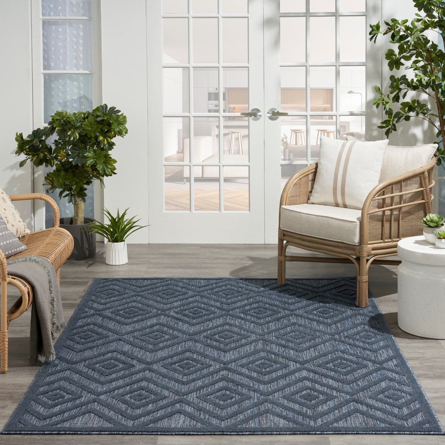 Tapis Nourison polyvalent pour intérieur/extérieur à tissage plat géométrique