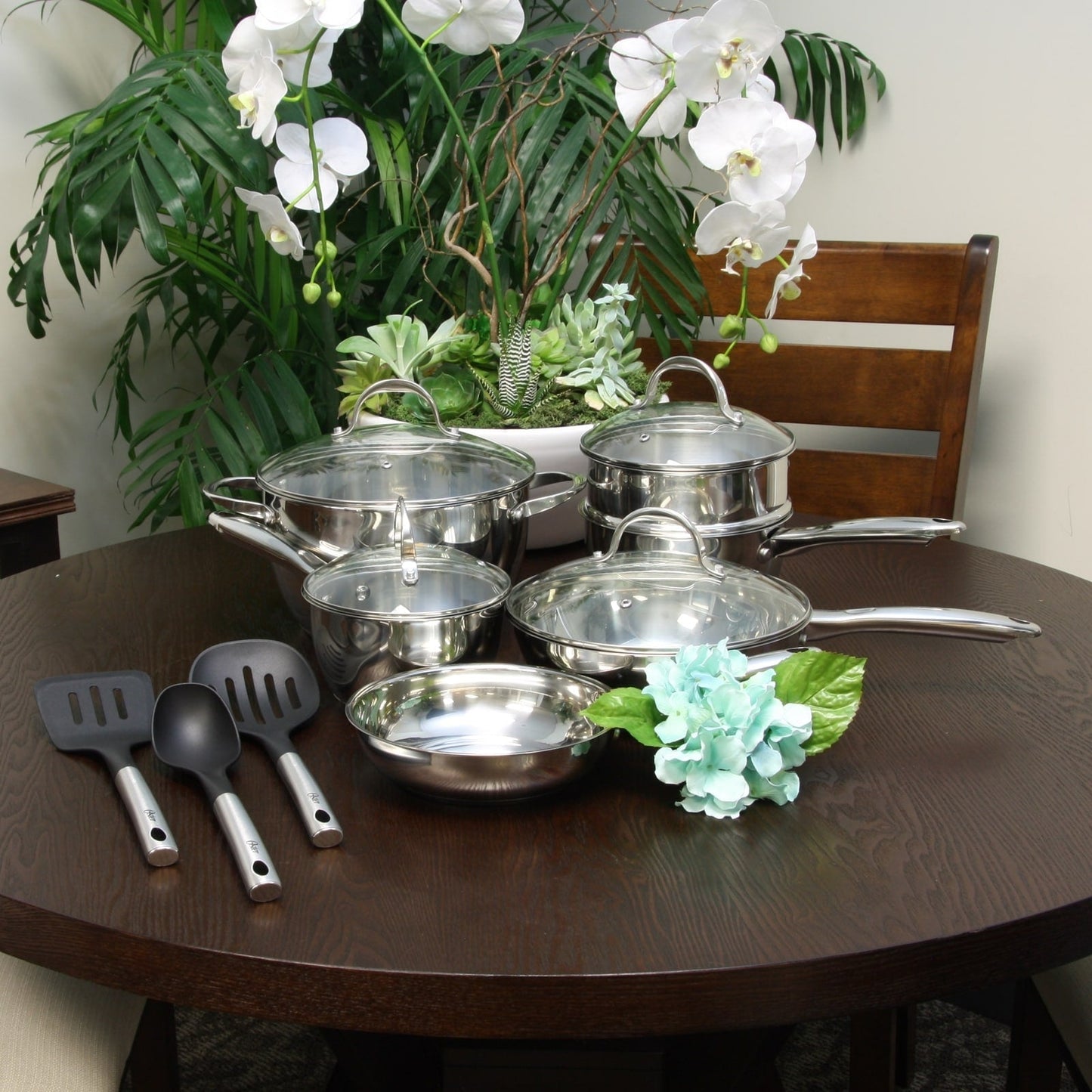 Ensemble de 13 pièces de batterie de cuisine Oster Ridgewell en acier inoxydable en forme de ventre