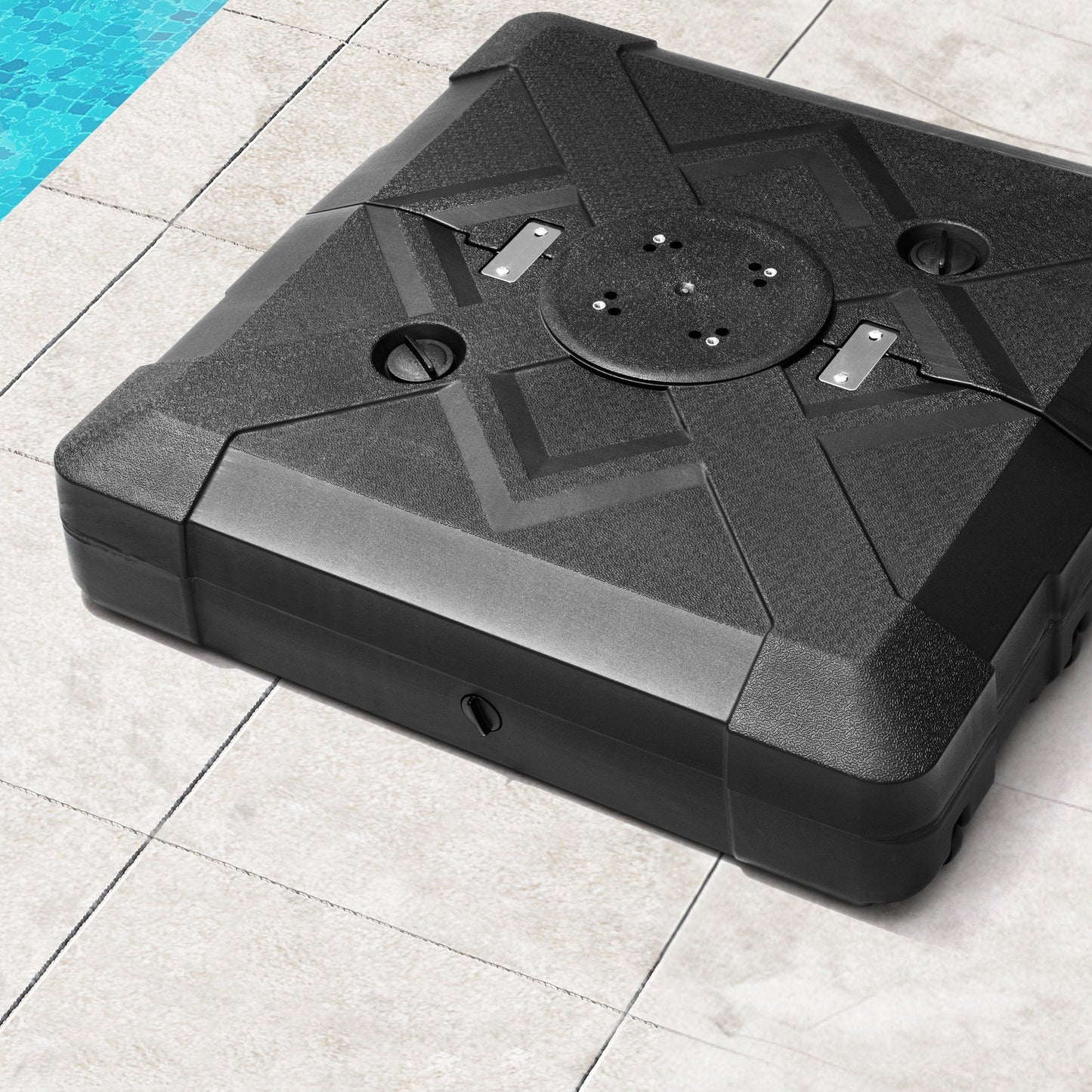 Pied de parasol déporté Pellabant 220 lb avec roulettes - Non disponible