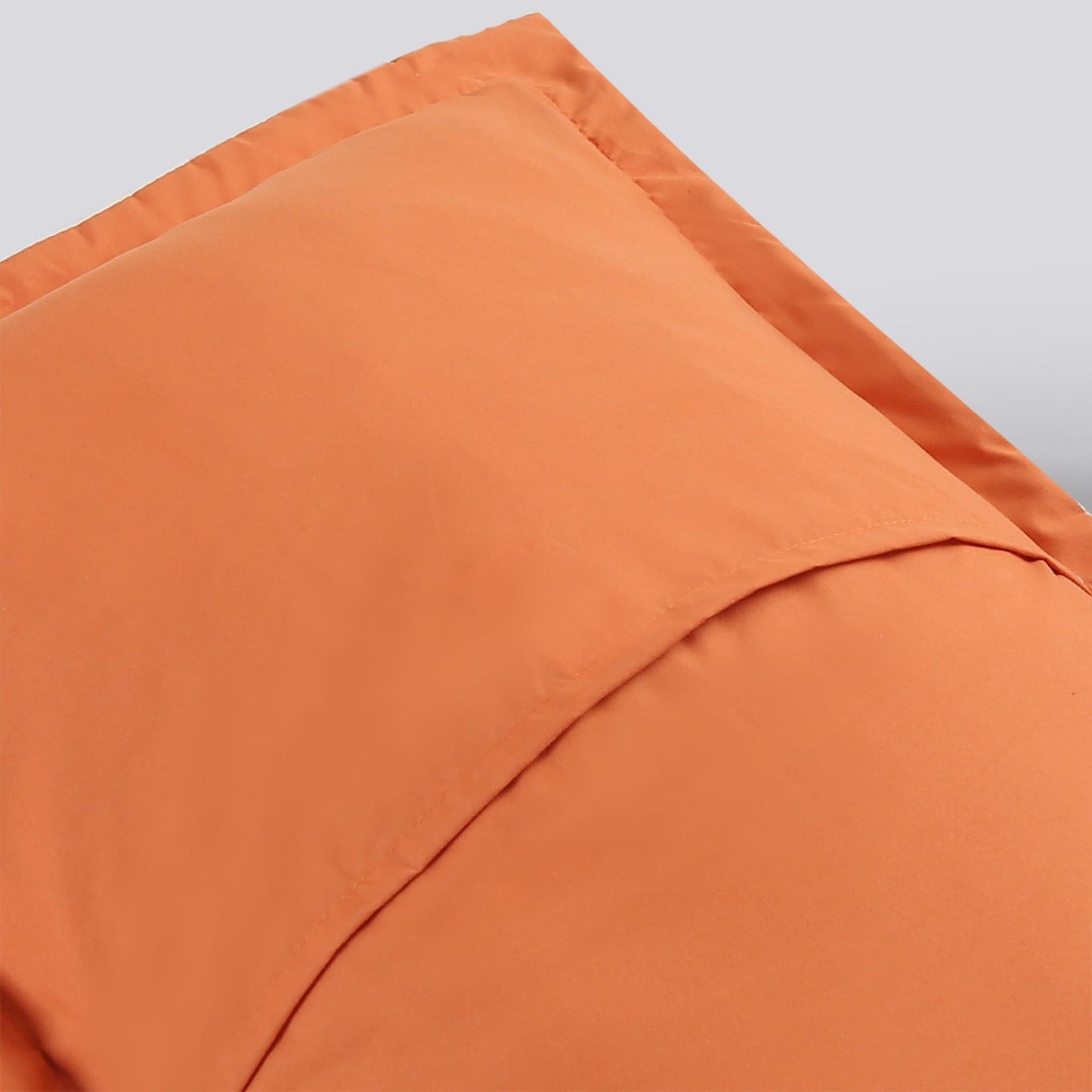 Taie d'oreiller brodée Porch &amp; Den Manor (lot de 2)