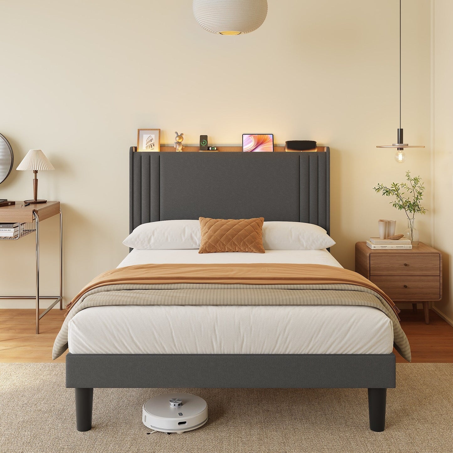 Lit Queen/Full à tête de lit capitonnée à canaux verticaux et dossier à oreilles