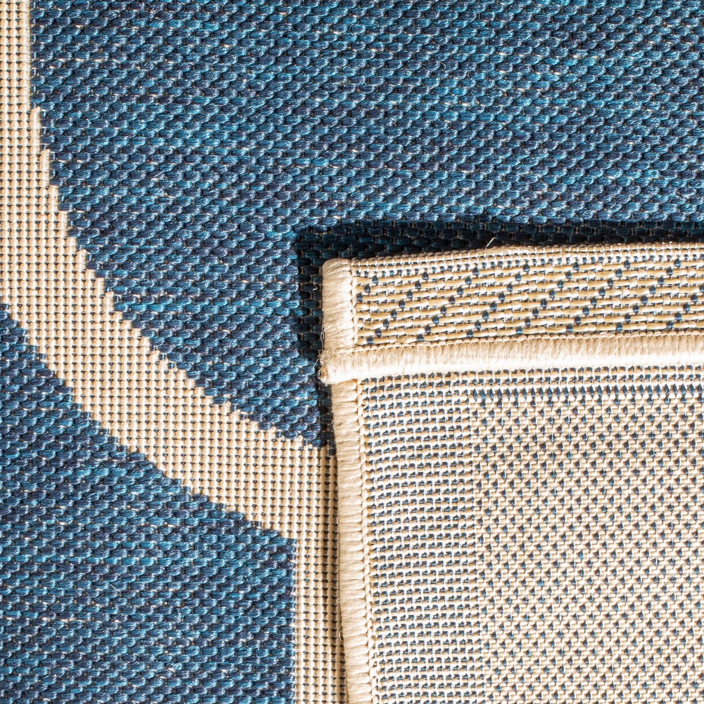 Tapis de jardin imperméable SAFAVIEH Courtyard Nira pour intérieur/extérieur