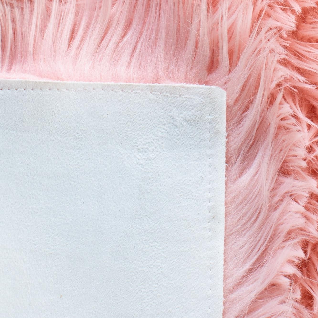 Tapis SAFAVIEH en fausse peau de mouton soyeuse, épaisseur 6 cm