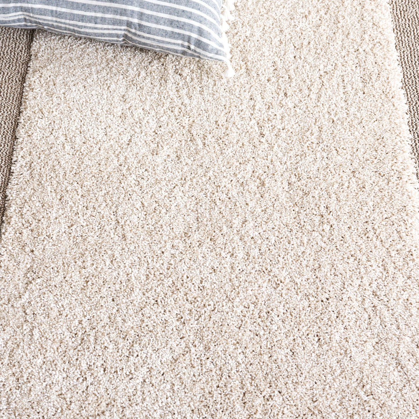 Tapis SAFAVIEH Florida Shag Antigoni Border de 3 cm d'épaisseur