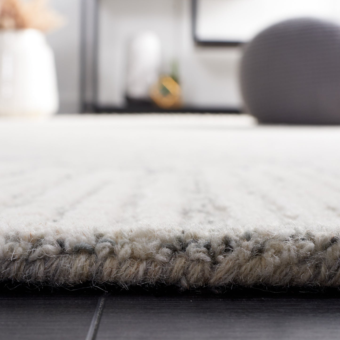 Tapis moderne en laine abstrait Sofoula fait main SAFAVIEH