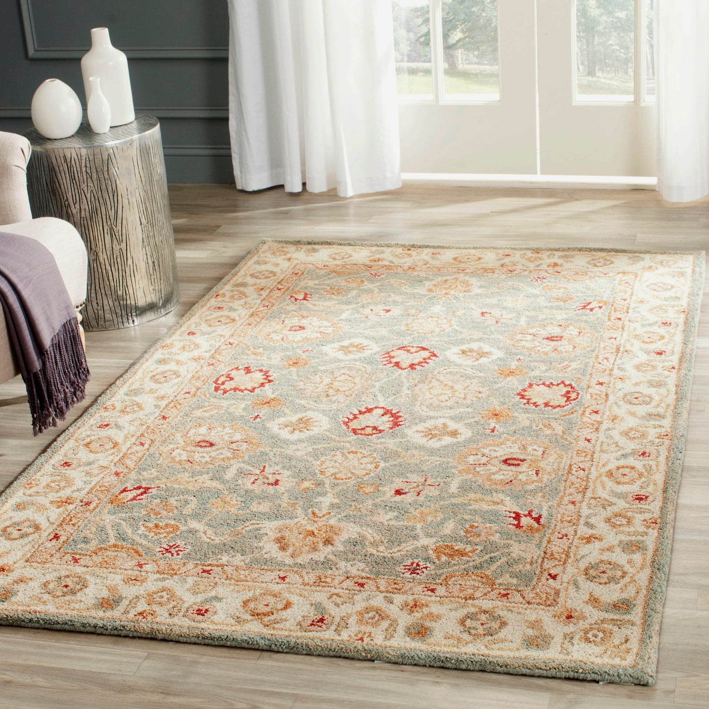 Tapis de sol traditionnel oriental en laine Maysoun fait main SAFAVIEH, style antique