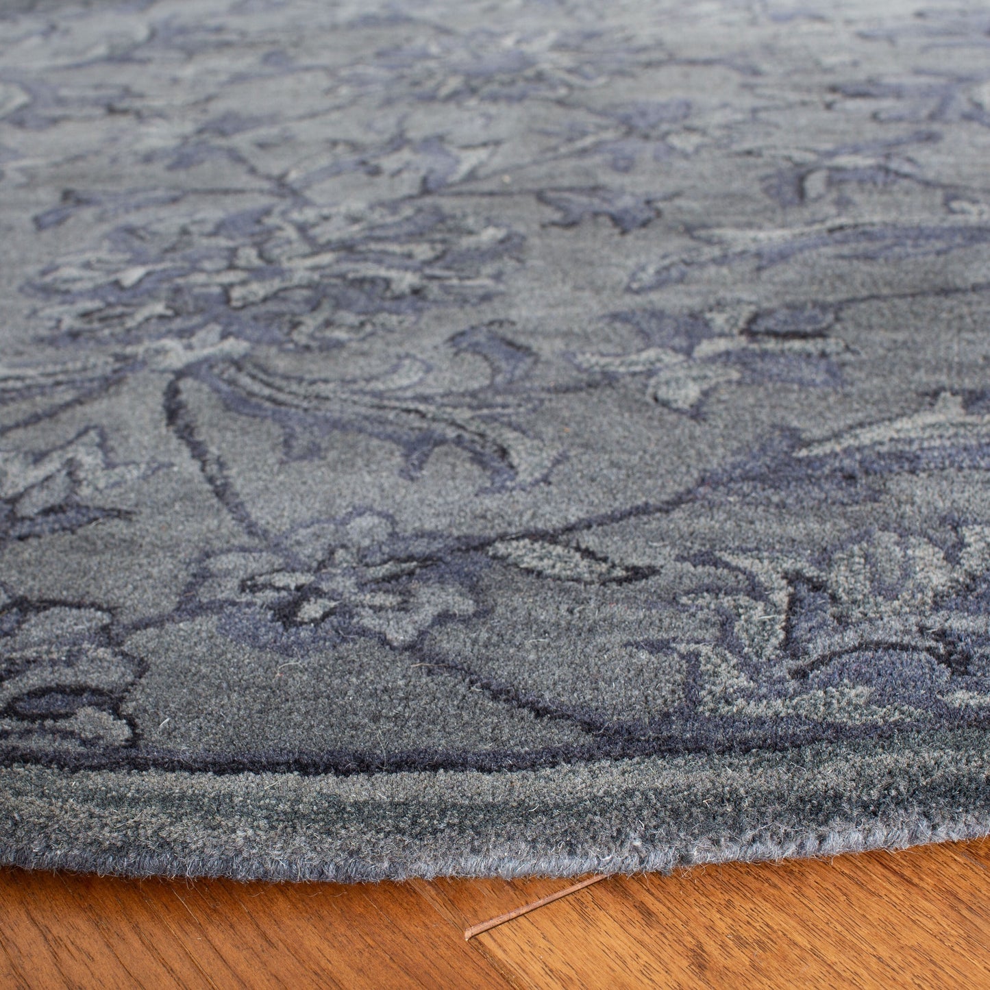 Tapis oriental traditionnel en laine SAFAVIEH fait main, style Rukija antique