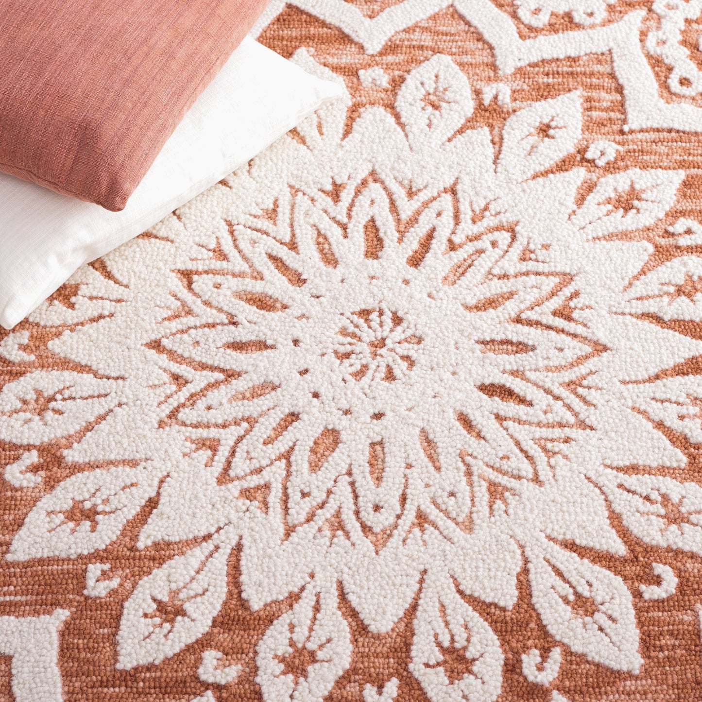 Tapis en laine SAFAVIEH Blossom Oriella fait main, motif floral moderne