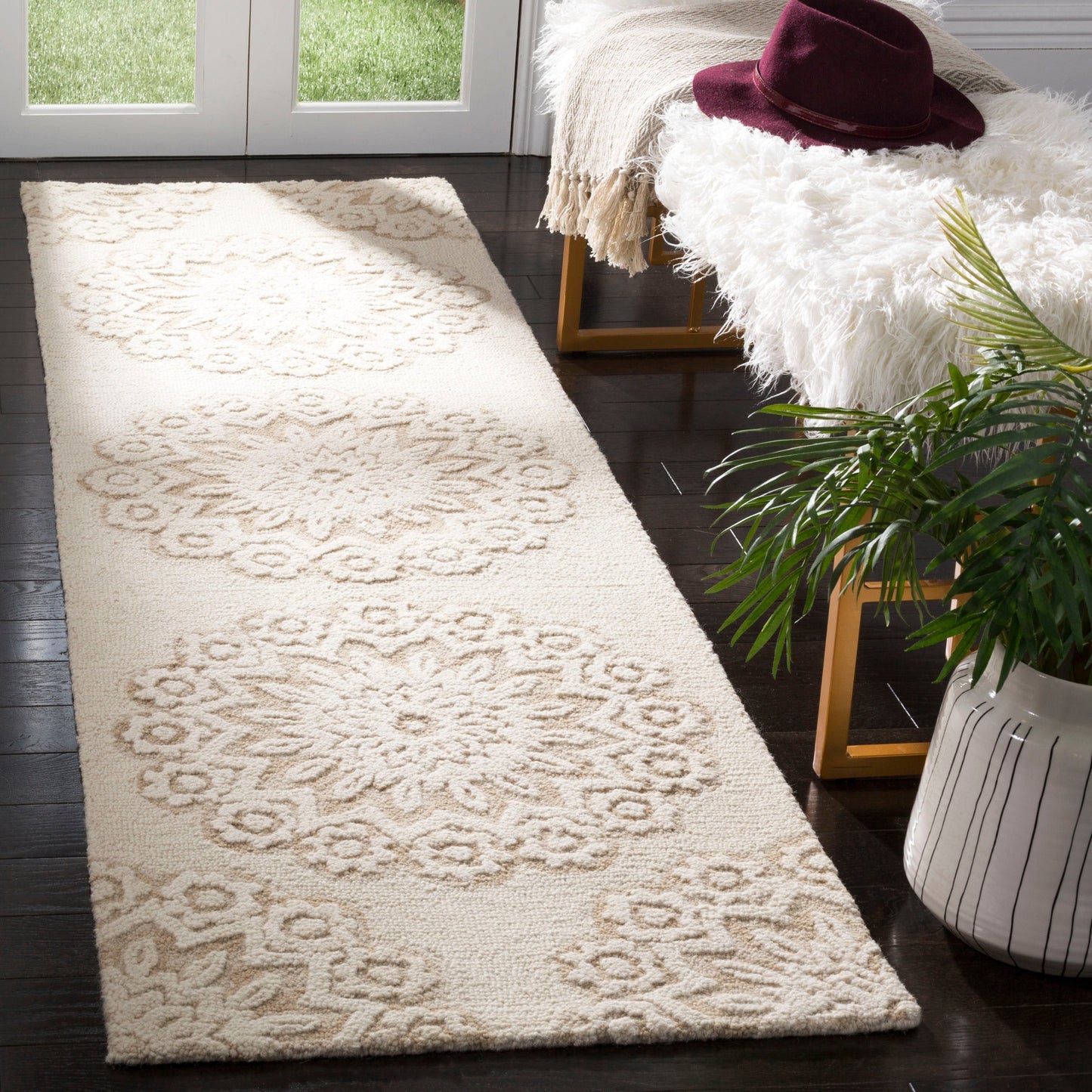 Tapis en laine SAFAVIEH Blossom Oriella fait main, motif floral moderne
