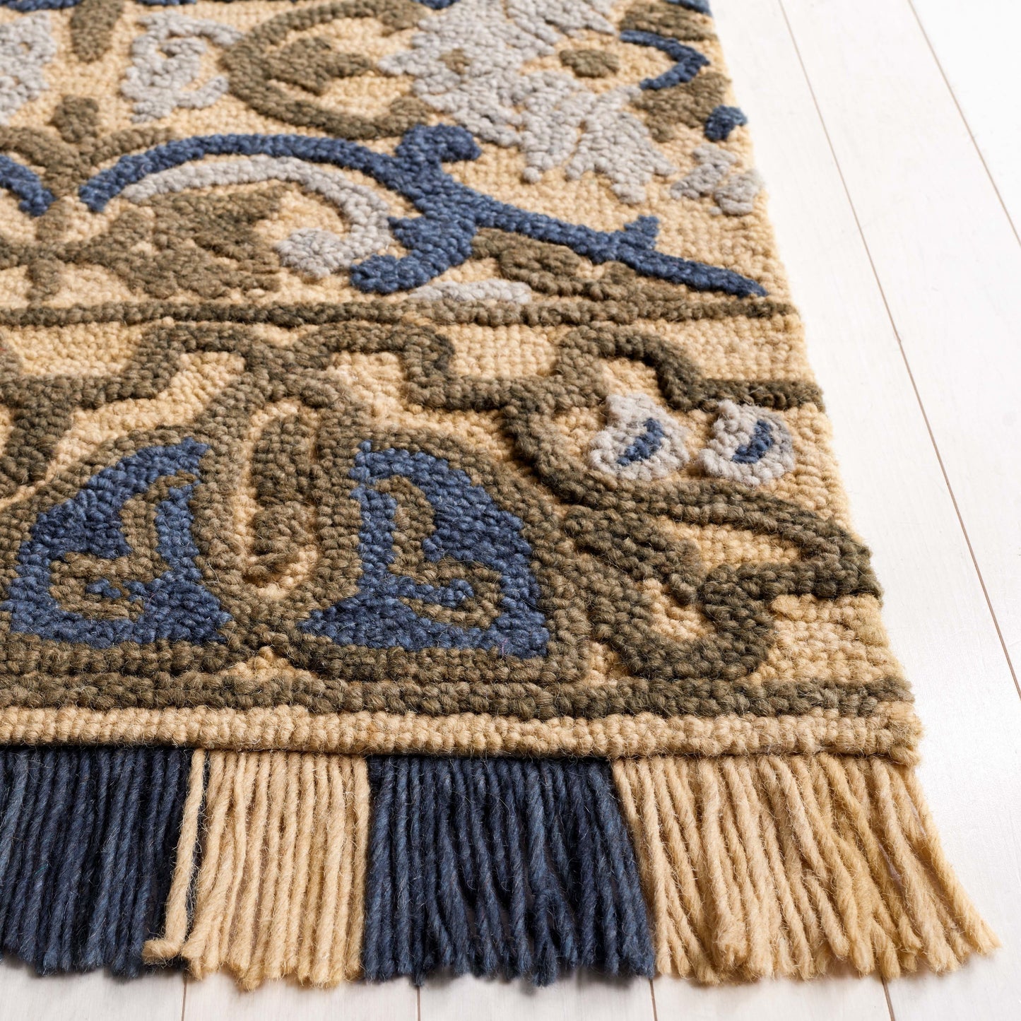 Tapis en laine à motif floral Porzia fait main SAFAVIEH