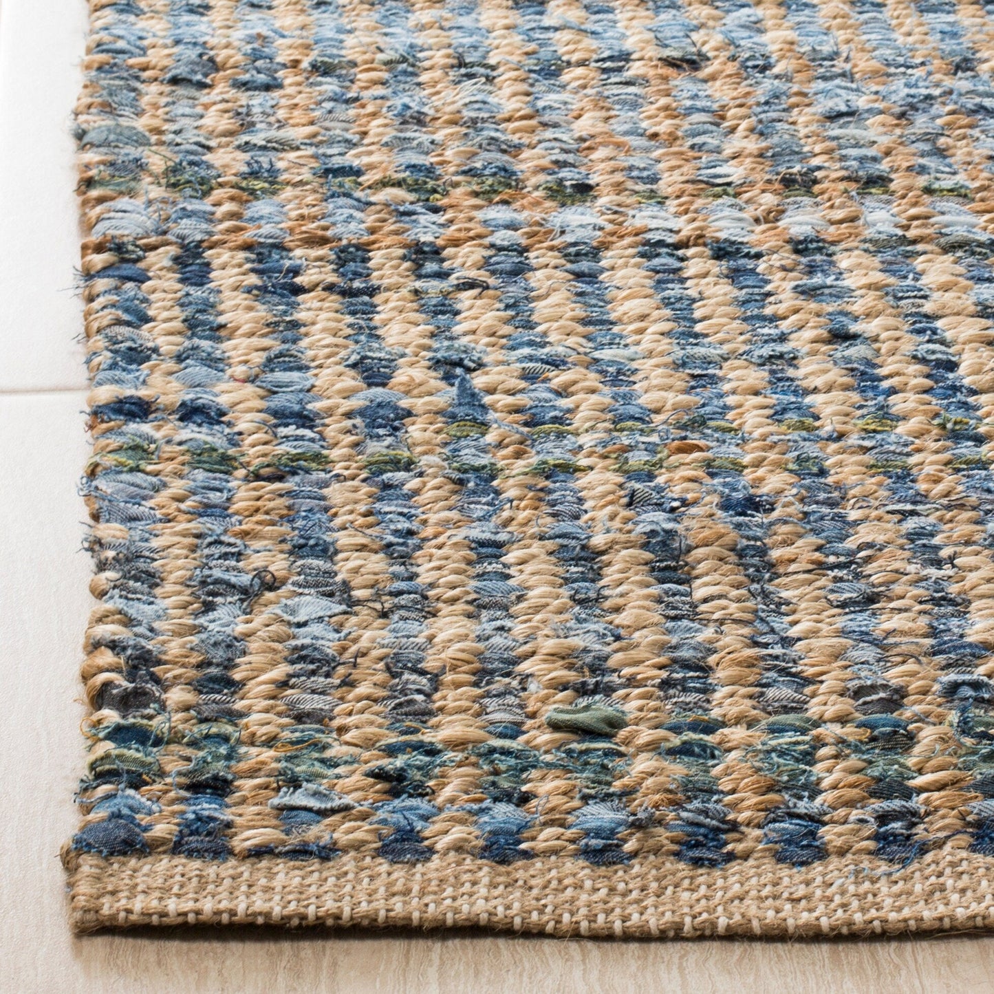 Tapis en jute côtier Kamuran de Cape Cod, fait main par SAFAVIEH