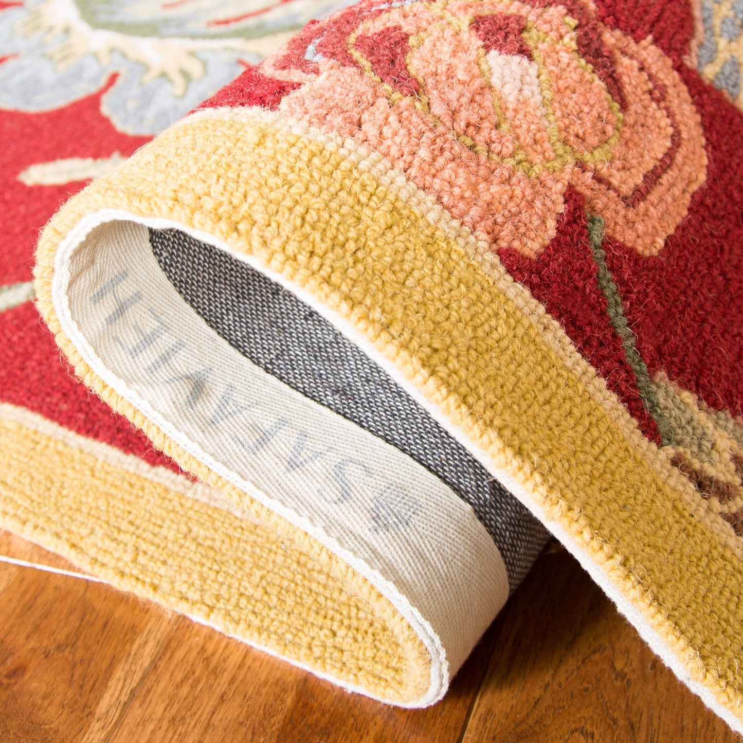 SAFAVIEH Chelsea Klavdia fait à la main en laine florale de campagne française