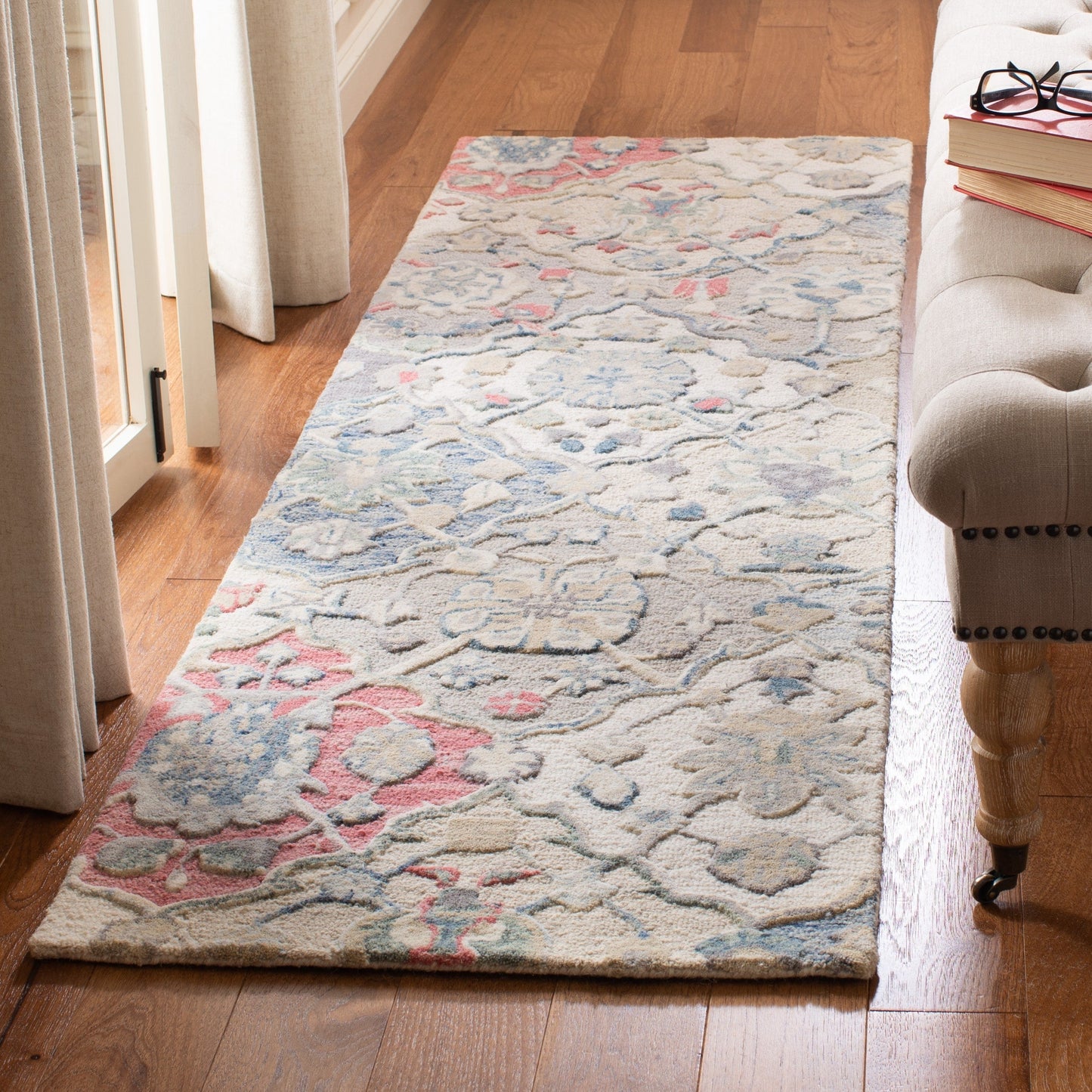 Tapis en laine imprimé floral glamour fait main SAFAVIEH