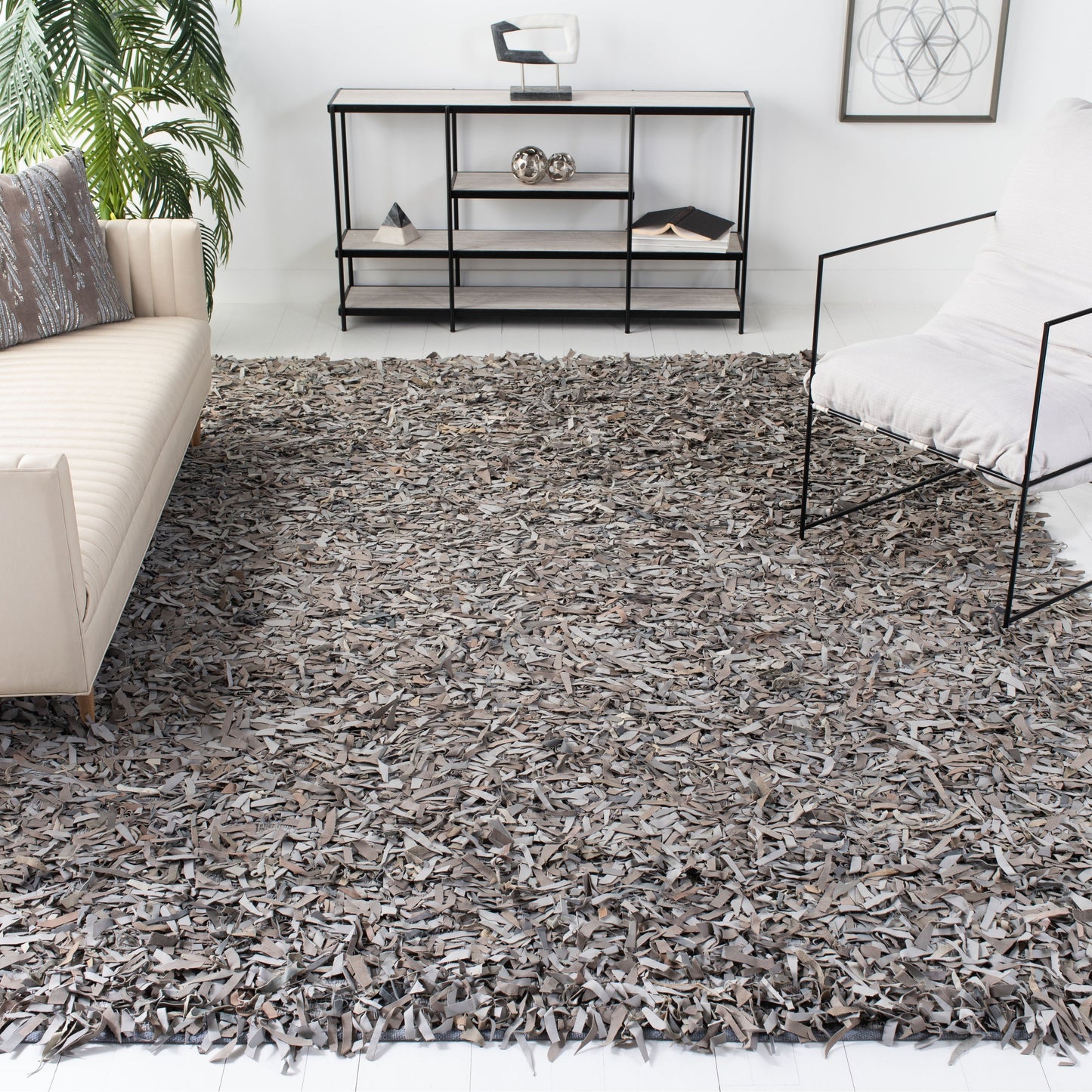 SAFAVIEH Tapis en cuir moderne à poils longs Blayne fait à la main