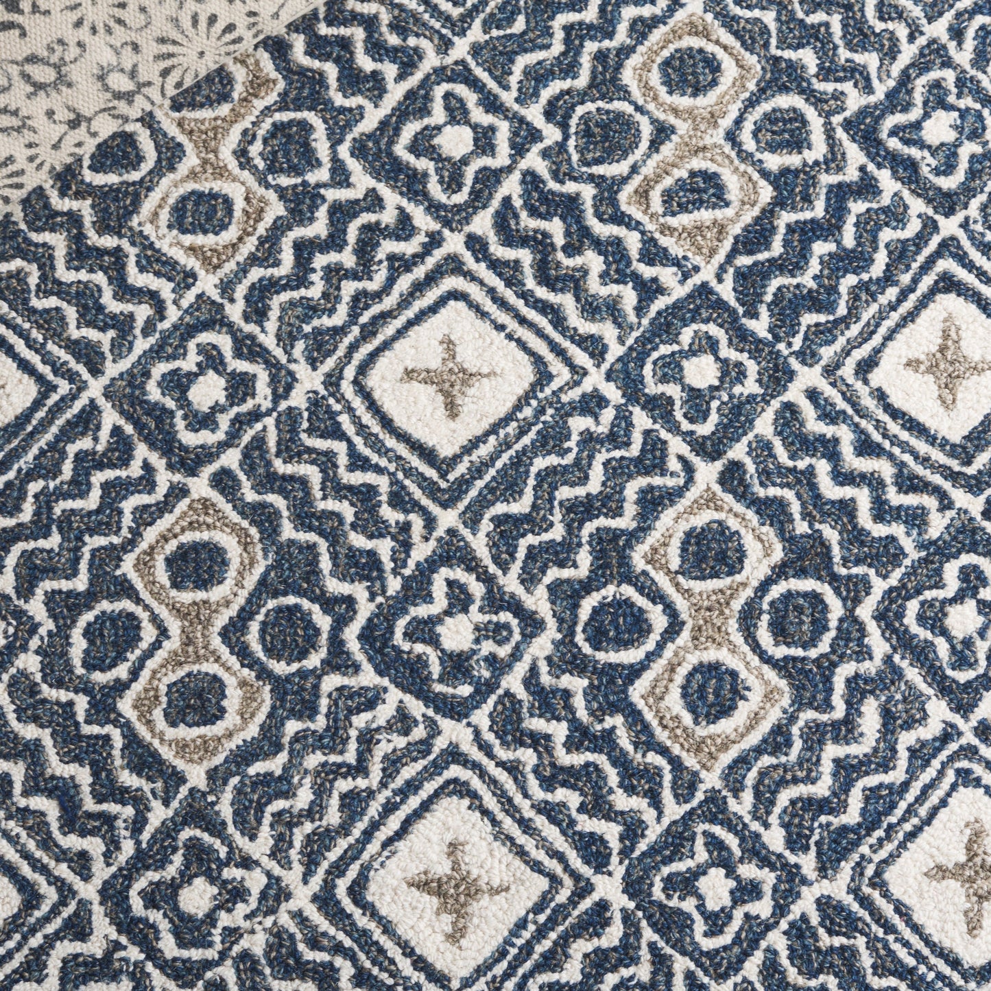 Tapis SAFAVIEH en laine Lutetia micro-bouclée faite à la main