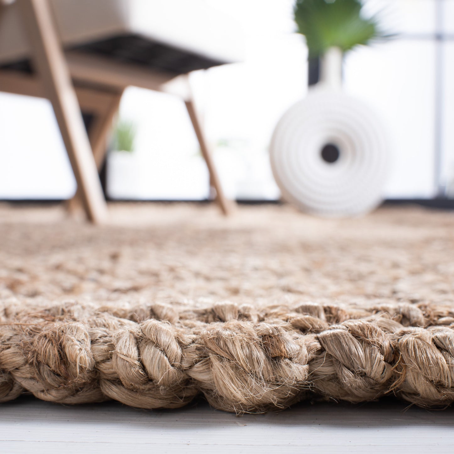 Tapis Dorkas en jute naturel fait main SAFAVIEH