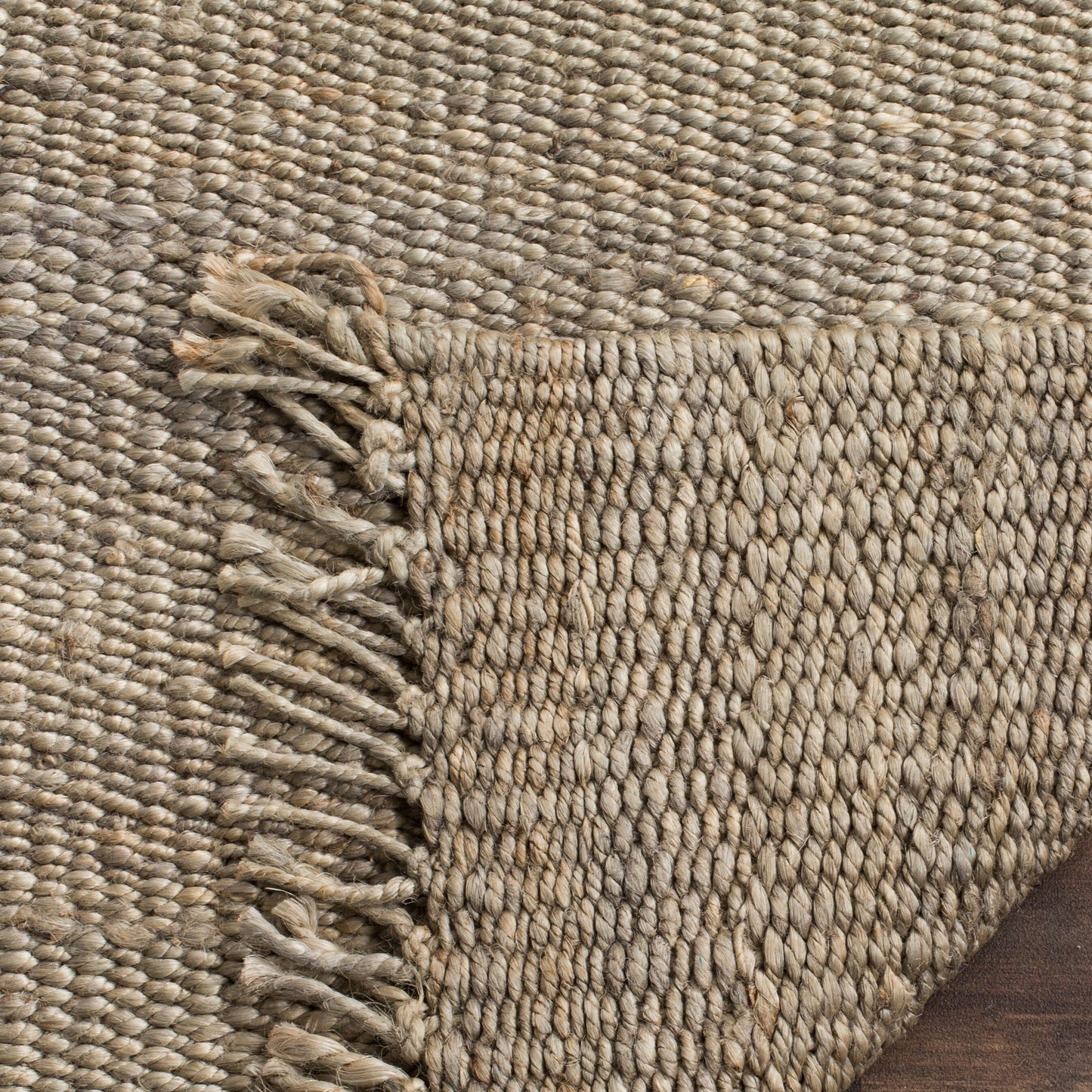 Tapis à franges en jute Eybjorg en fibres naturelles fait main SAFAVIEH
