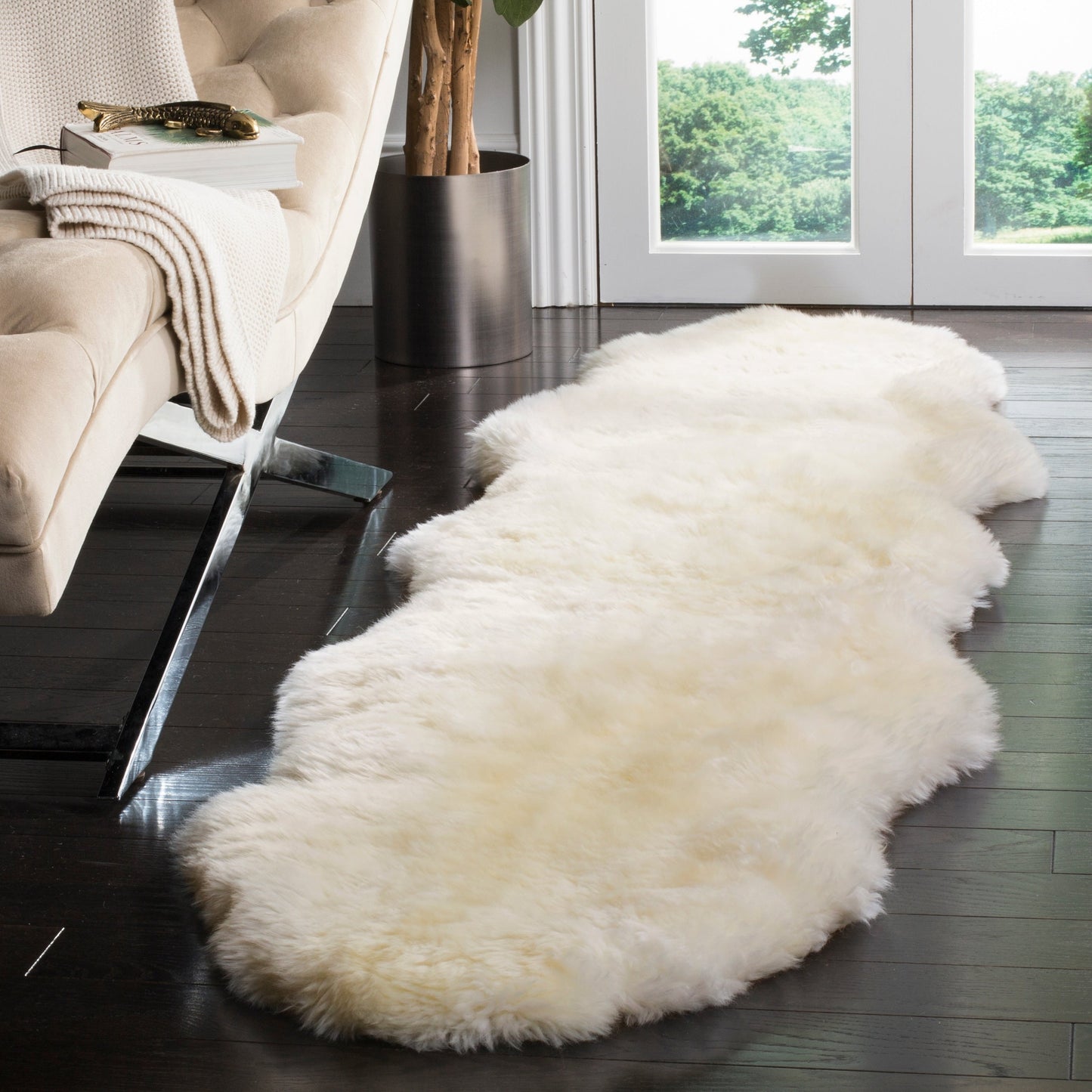 Tapis Brittnie en peau de mouton véritable, fait main par SAFAVIEH