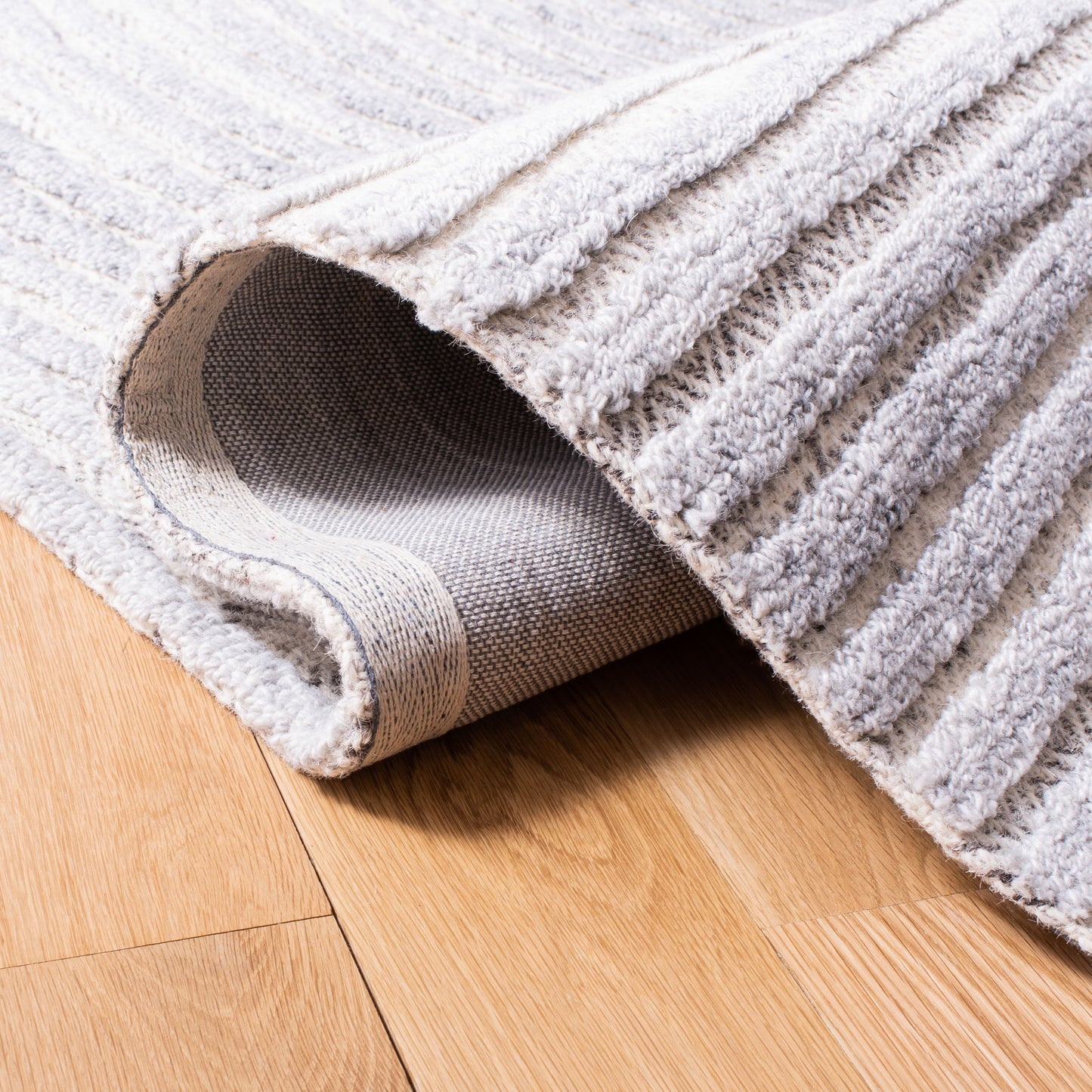 Tapis en laine abstrait SAFAVIEH fait main Southampton Asha