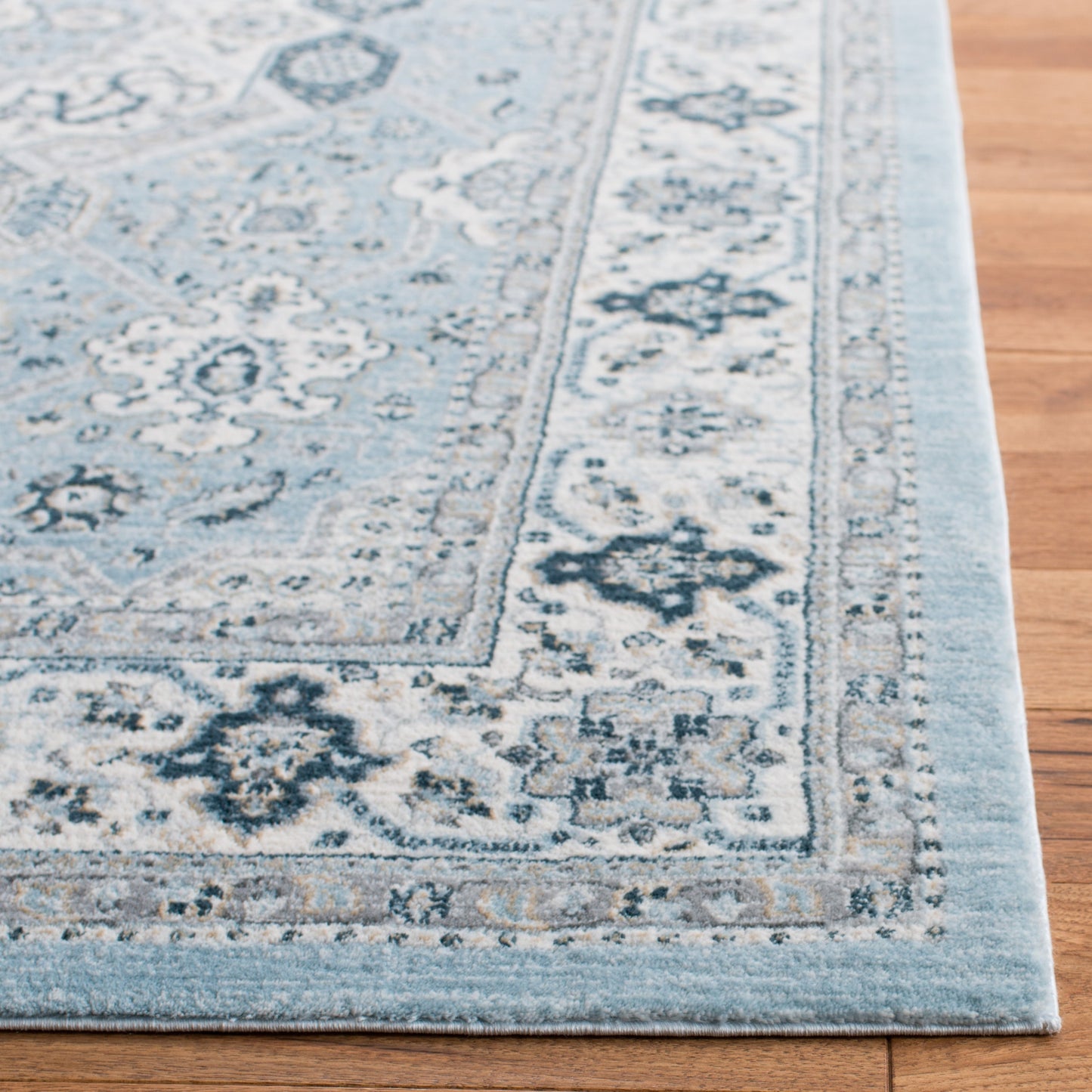 Tapis oriental traditionnel SAFAVIEH Isabella Roxann