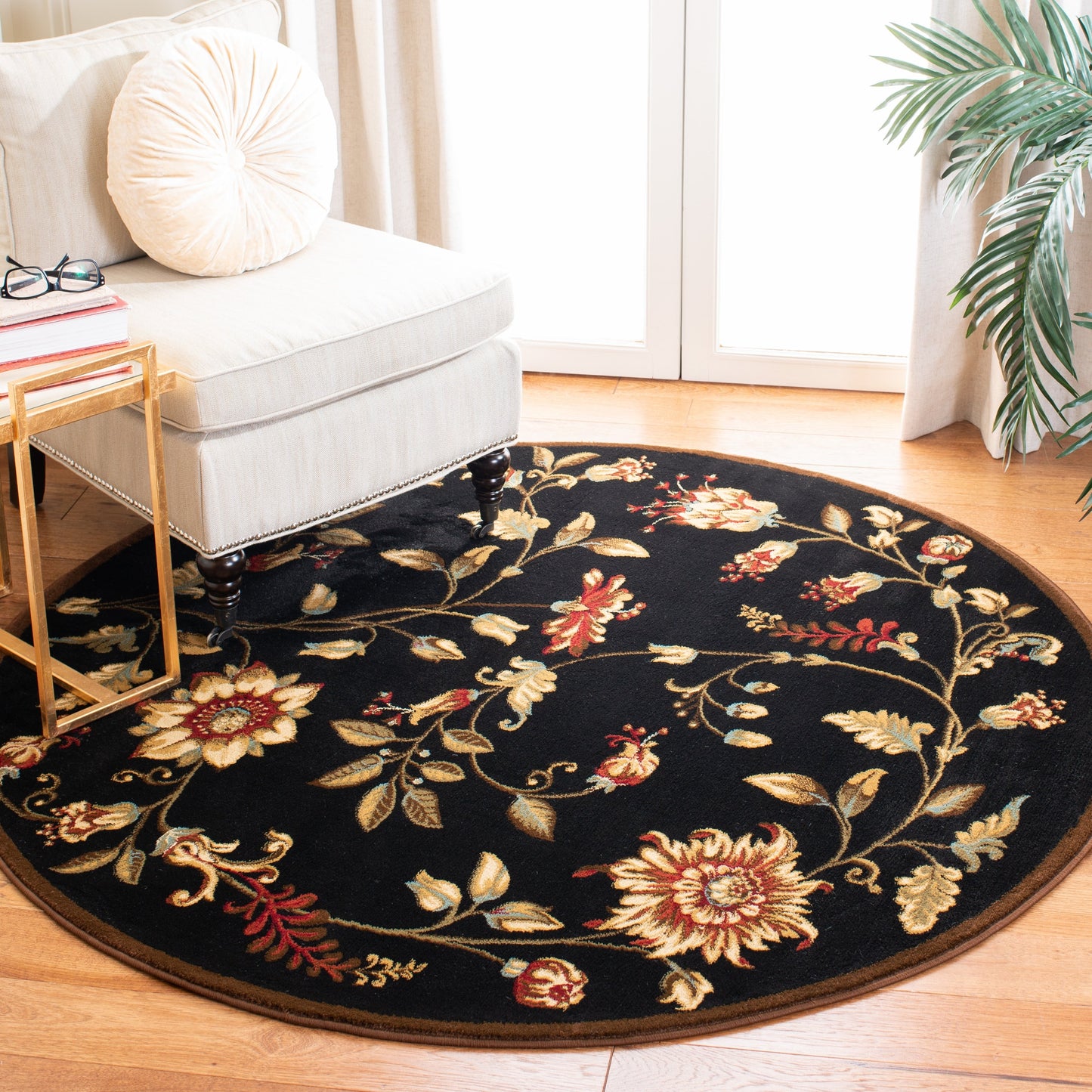 Tapis à motifs floraux traditionnels SAFAVIEH Lyndhurst Nazaria