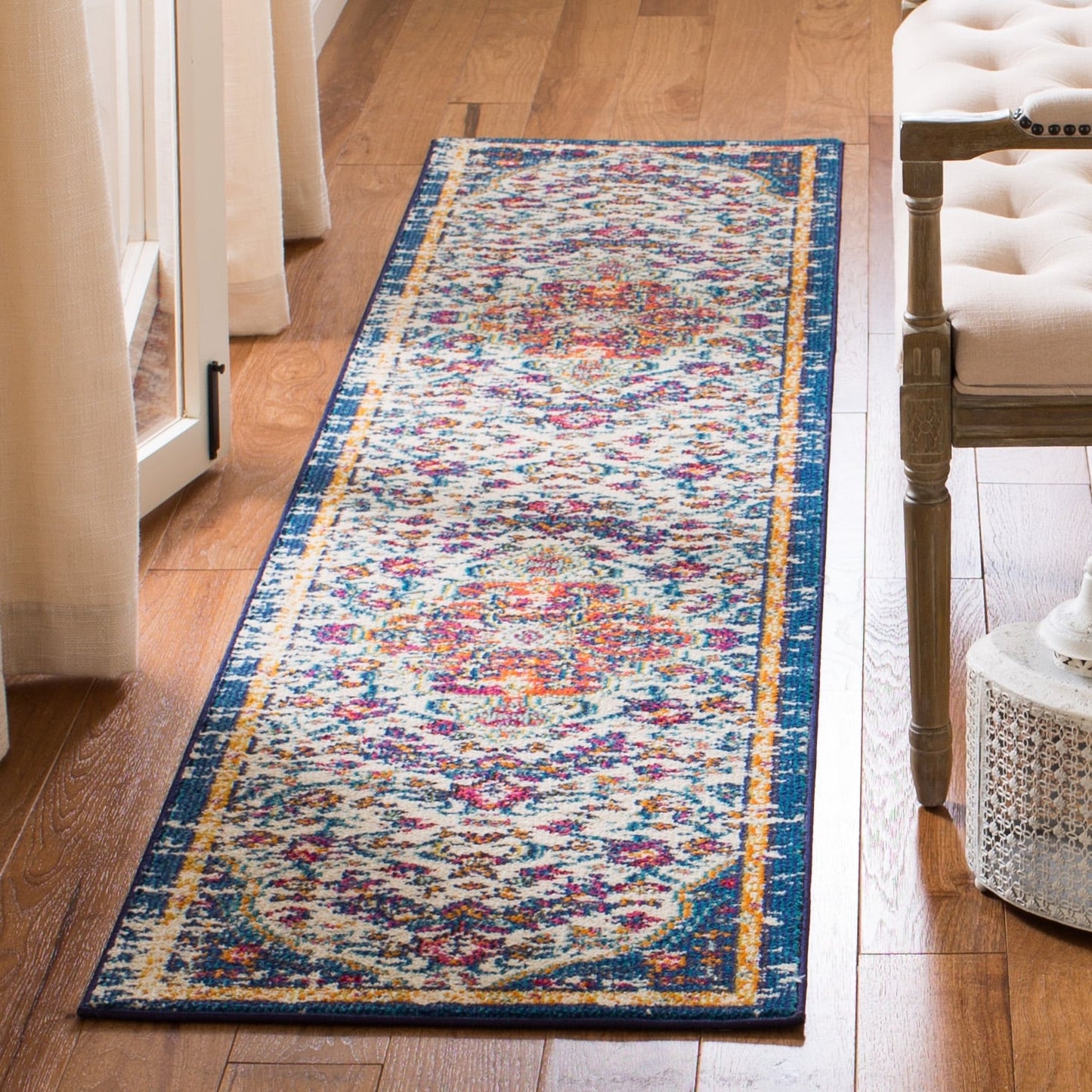Tapis SAFAVIEH Madison Libusa Boho à médaillon vieilli