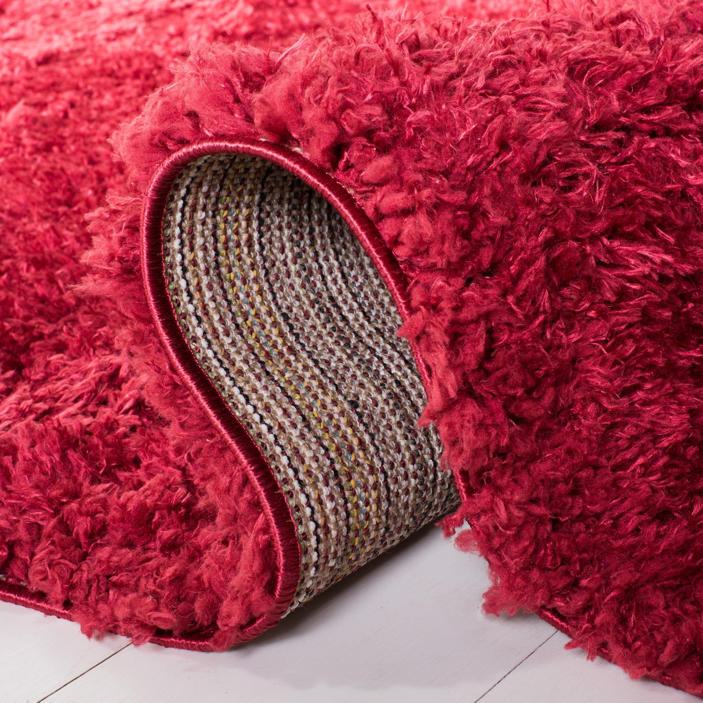 Tapis SAFAVIEH Madrid Shag Soledad uni de 5 cm d'épaisseur