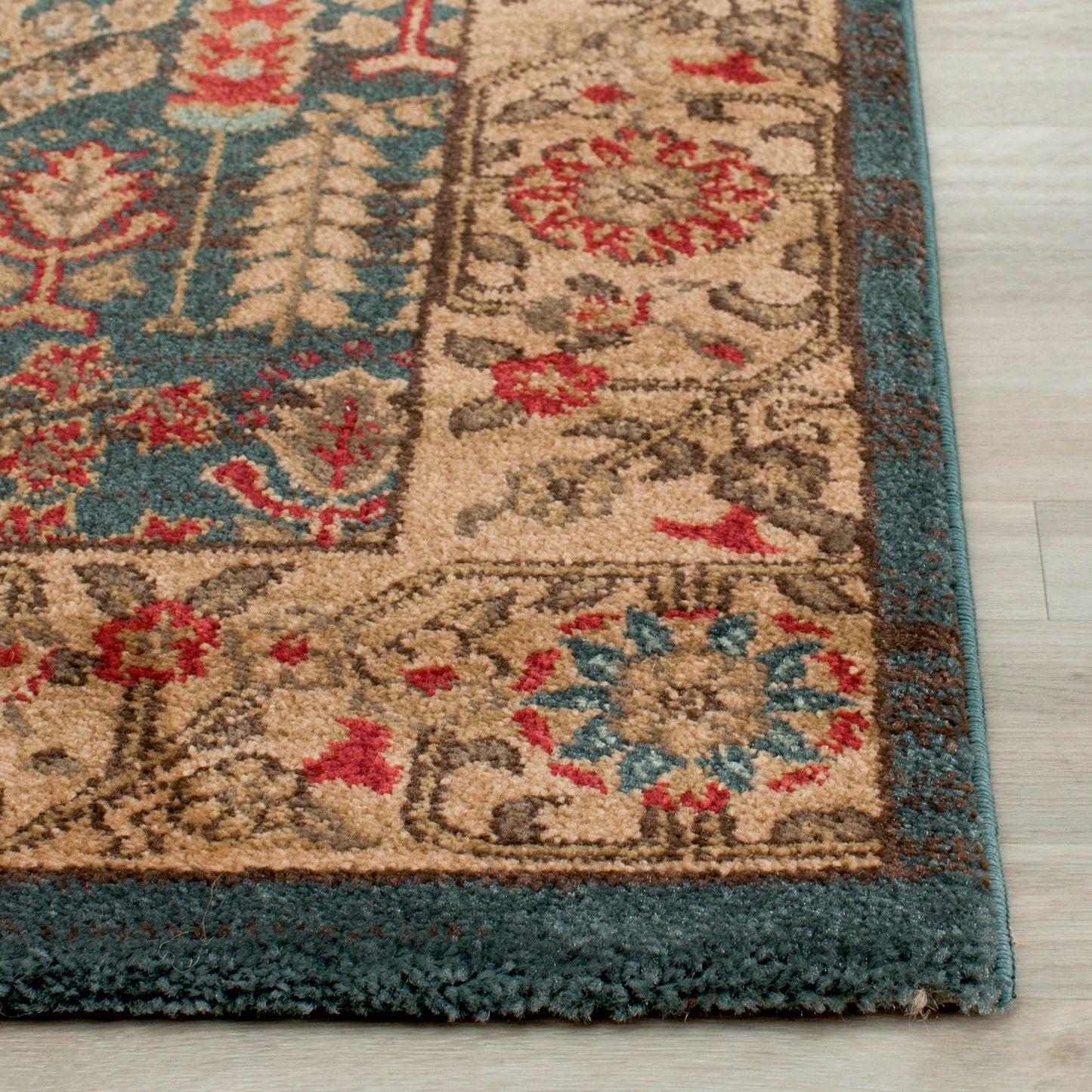 Tapis oriental traditionnel SAFAVIEH Mahal Laurene