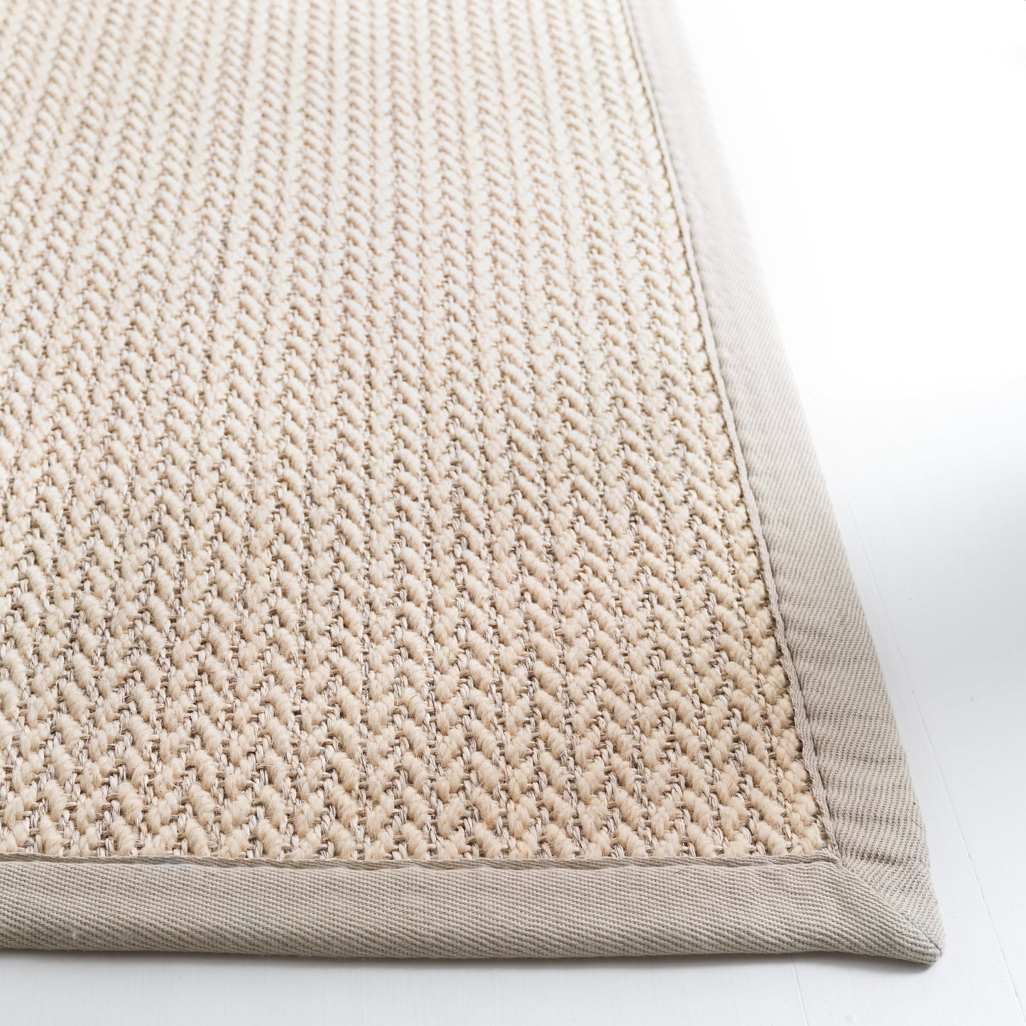Tapis SAFAVIEH en fibres naturelles Evia, sisal et laine