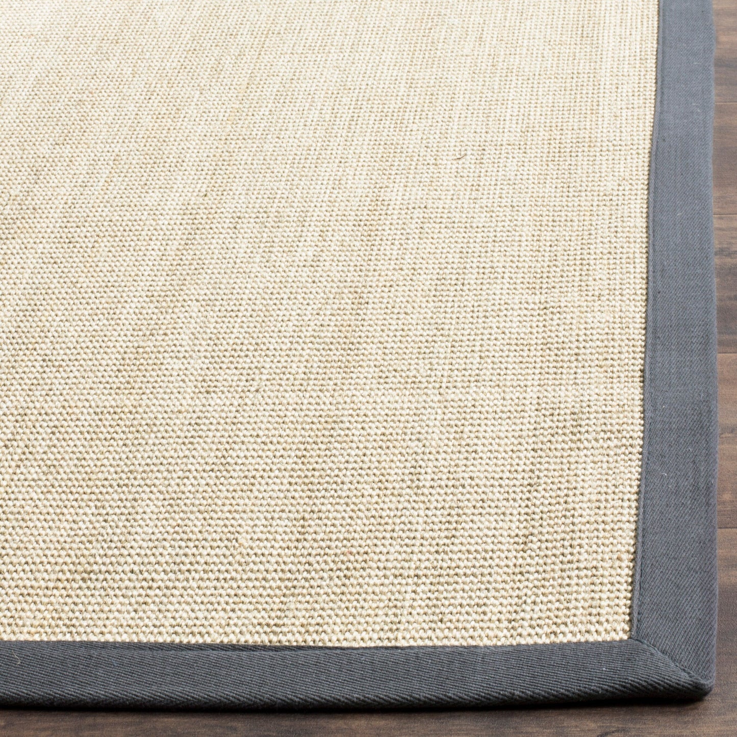 Tapis en sisal à bordure Madelyn en fibres naturelles SAFAVIEH